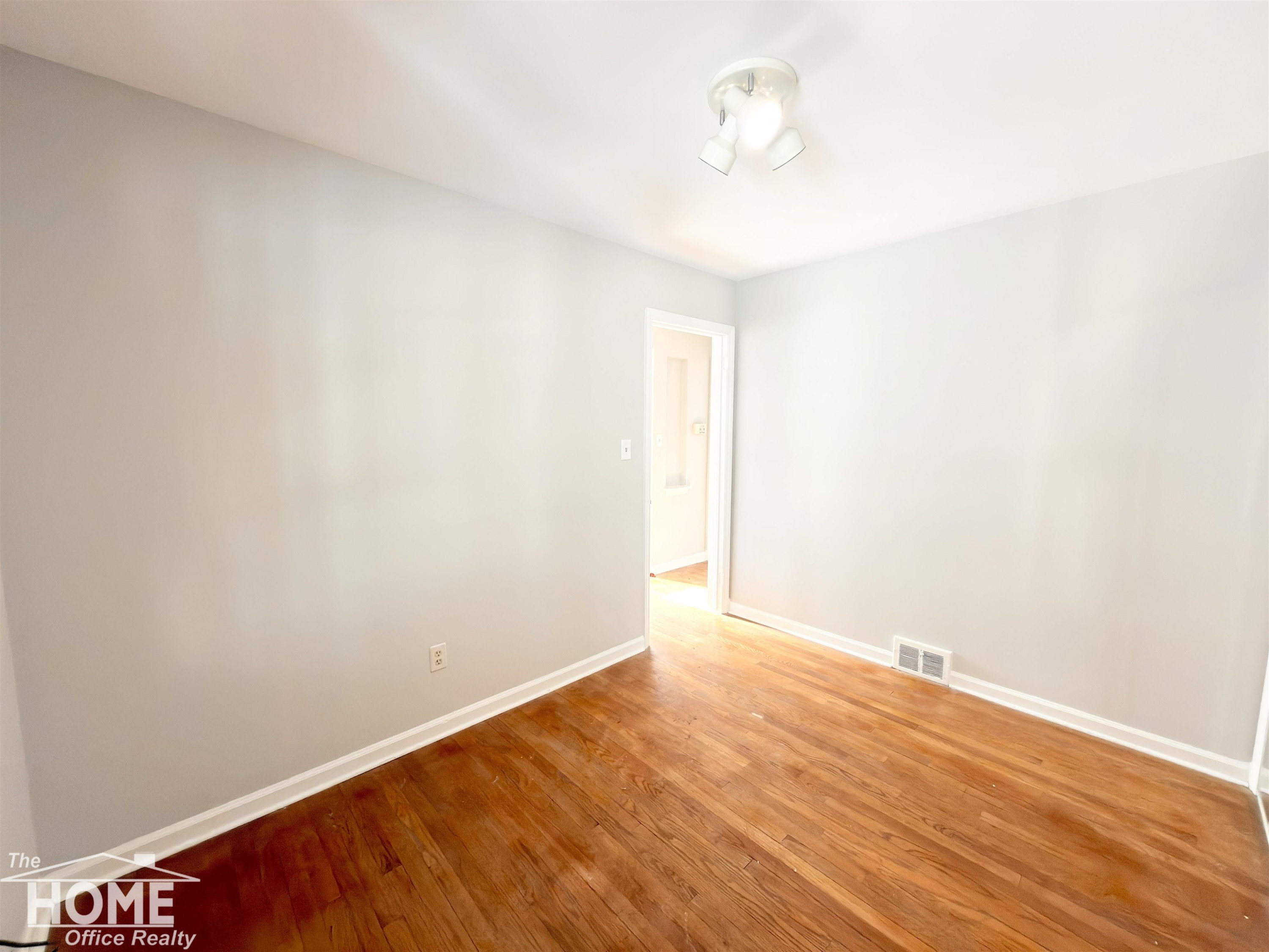 16544 Delaware Avenue, Redford, MI 48240 — Photo 22