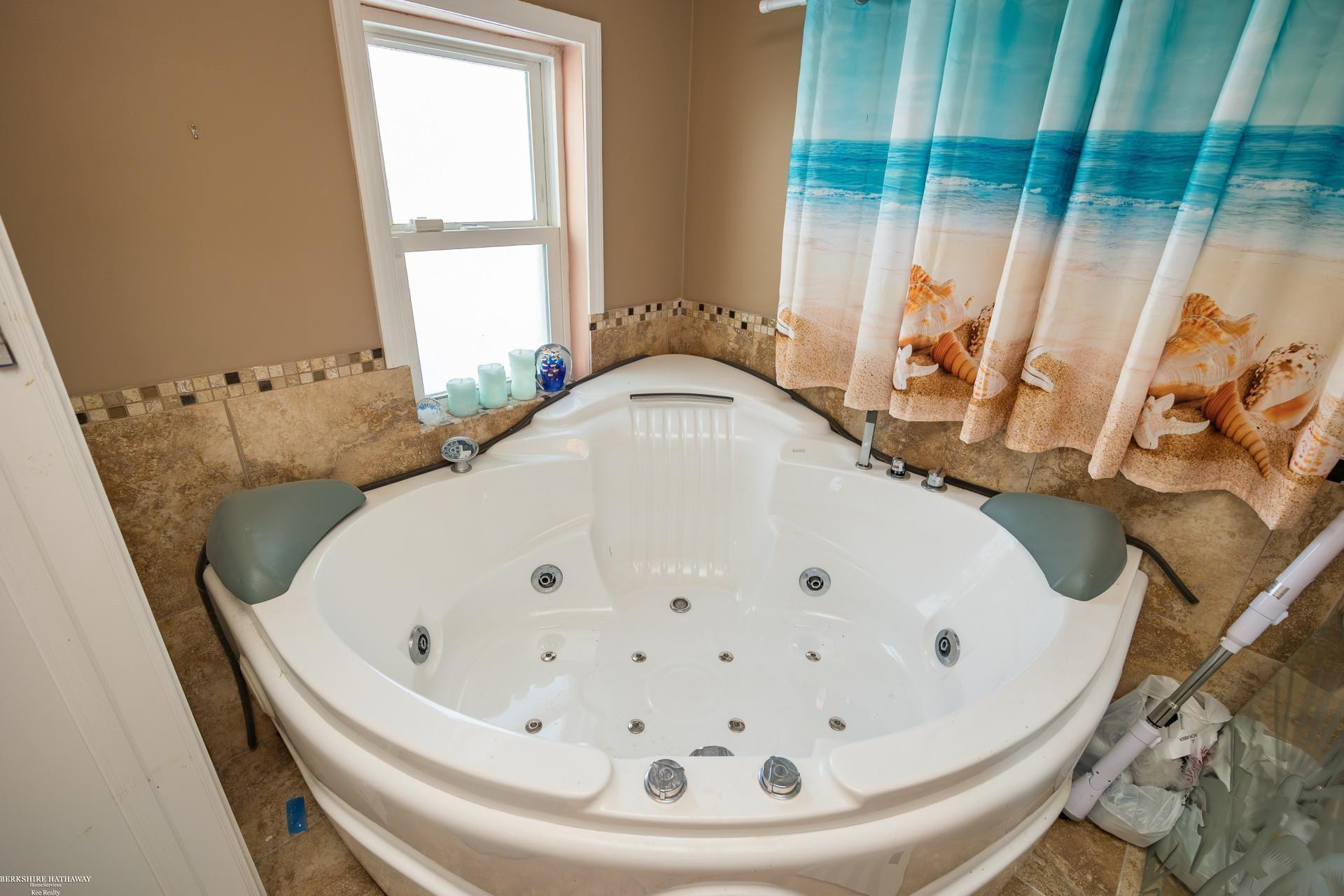 48585 Lakeview East Street, Shelby Twp, MI 48317 — Photo 15