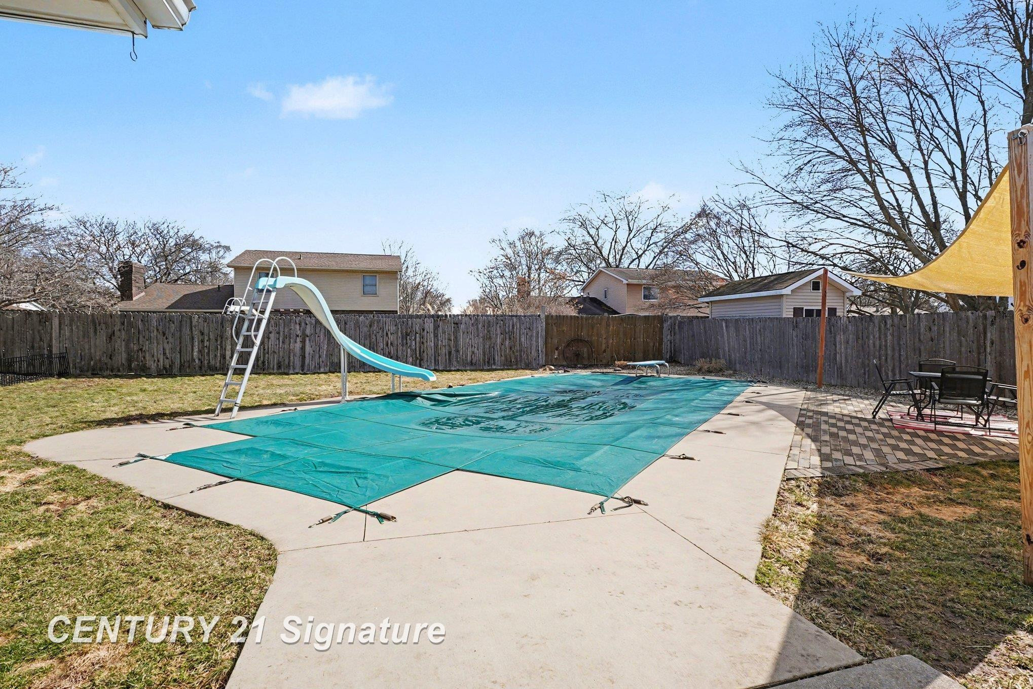 680 N Frost Drive, Saginaw, MI 48638 — Photo 25