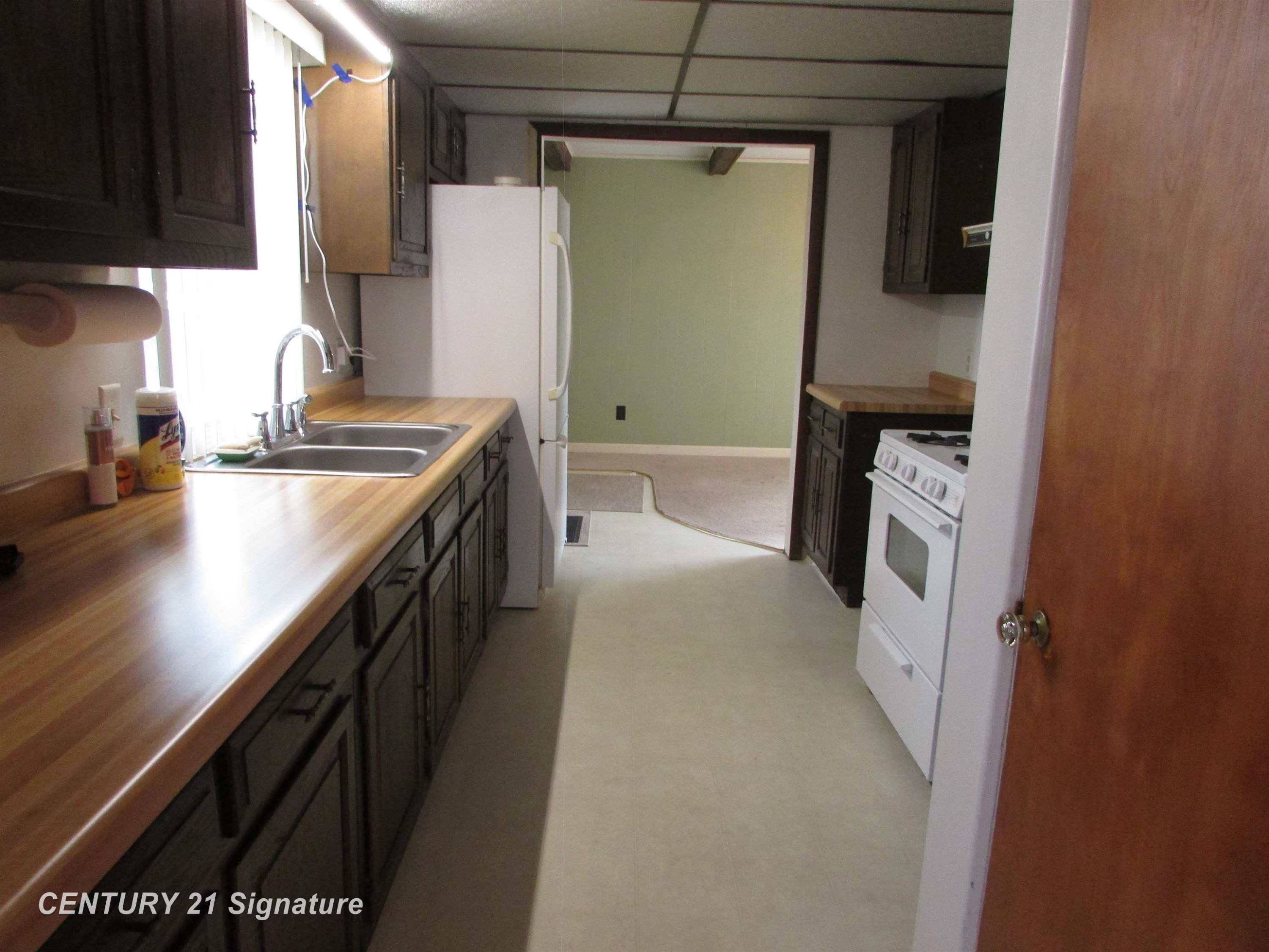 286 Church Street, Freeland, MI 48623 — Photo 7
