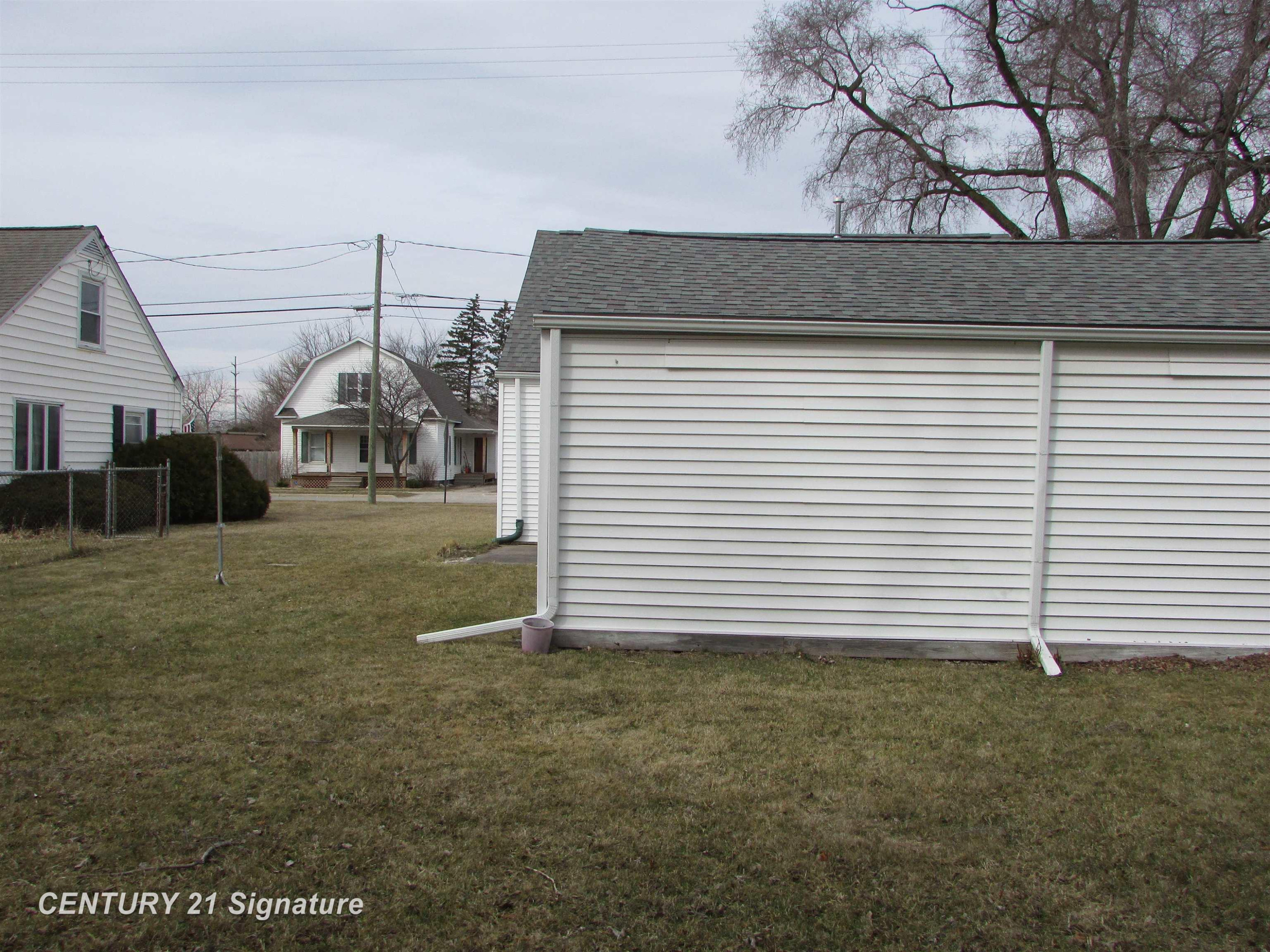 286 Church Street, Freeland, MI 48623 — Photo 22