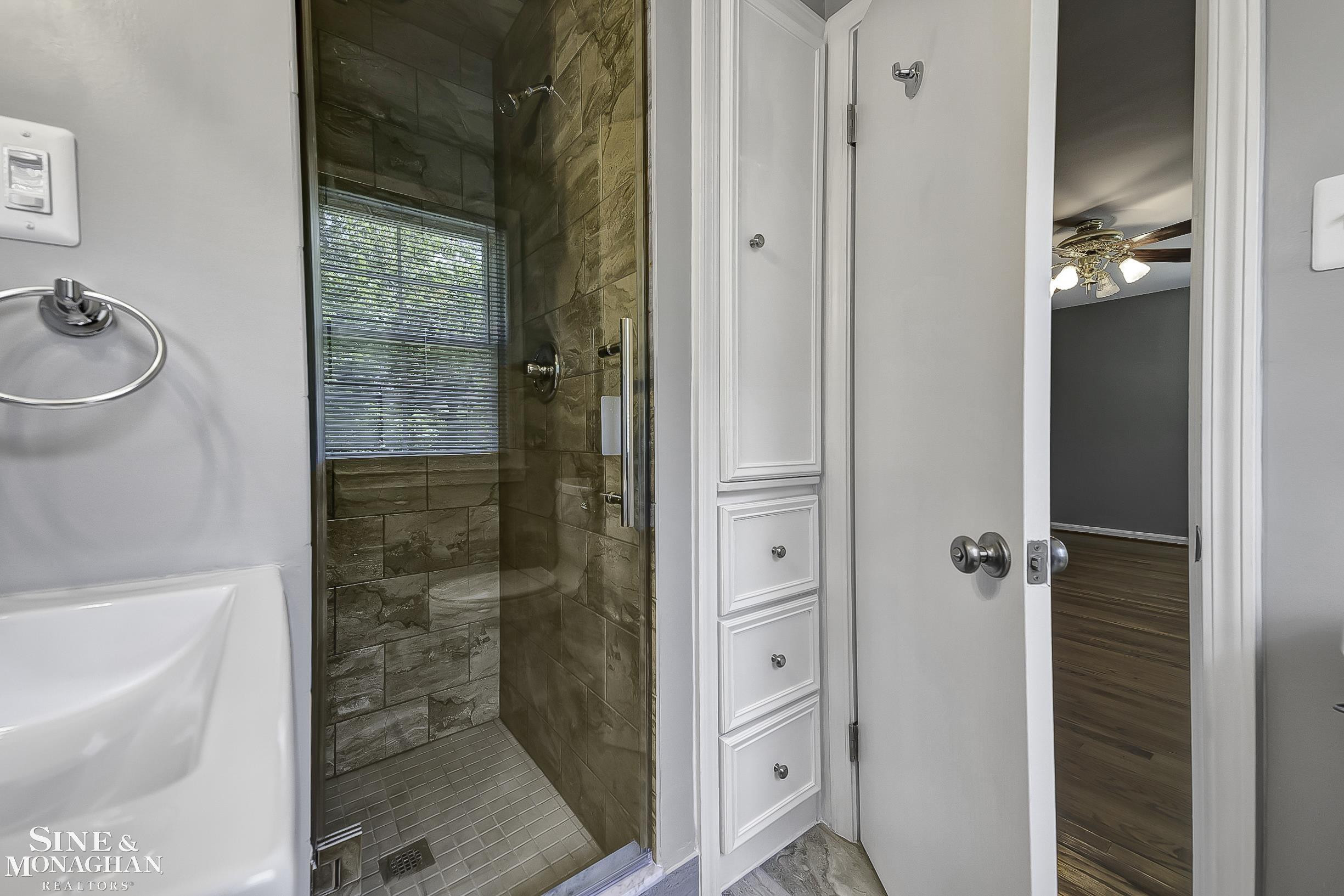 814 Harcourt Road, Grosse Pointe Park, MI 48230 — Photo 10