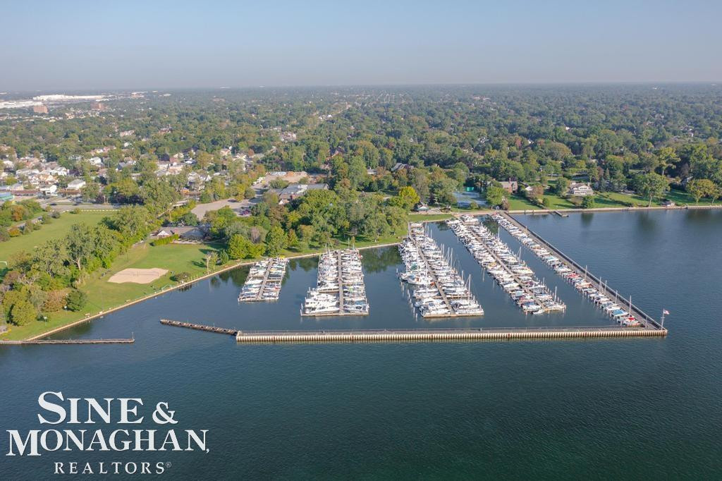 814 Harcourt Road, Grosse Pointe Park, MI 48230 — Photo 29