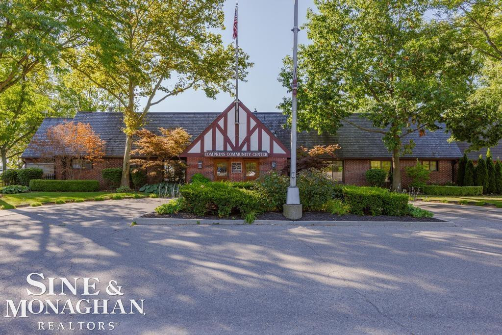 814 Harcourt Road, Grosse Pointe Park, MI 48230 — Photo 51