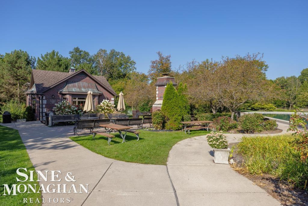 814 Harcourt Road, Grosse Pointe Park, MI 48230 — Photo 69