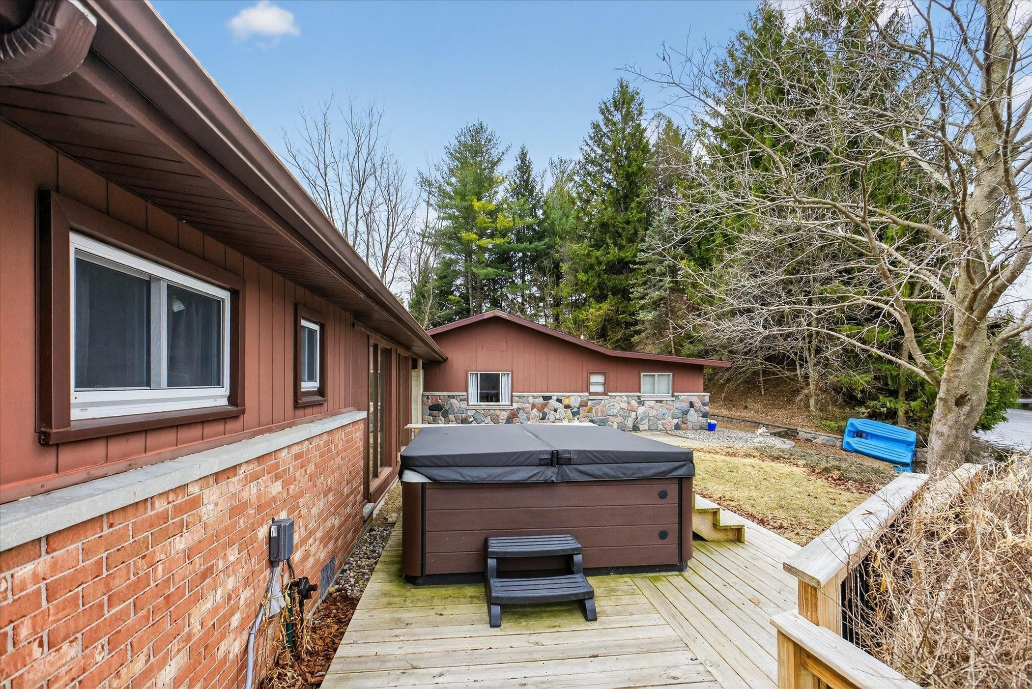 4403 N Raucholz Road, Hemlock, MI 48626 — Photo 37
