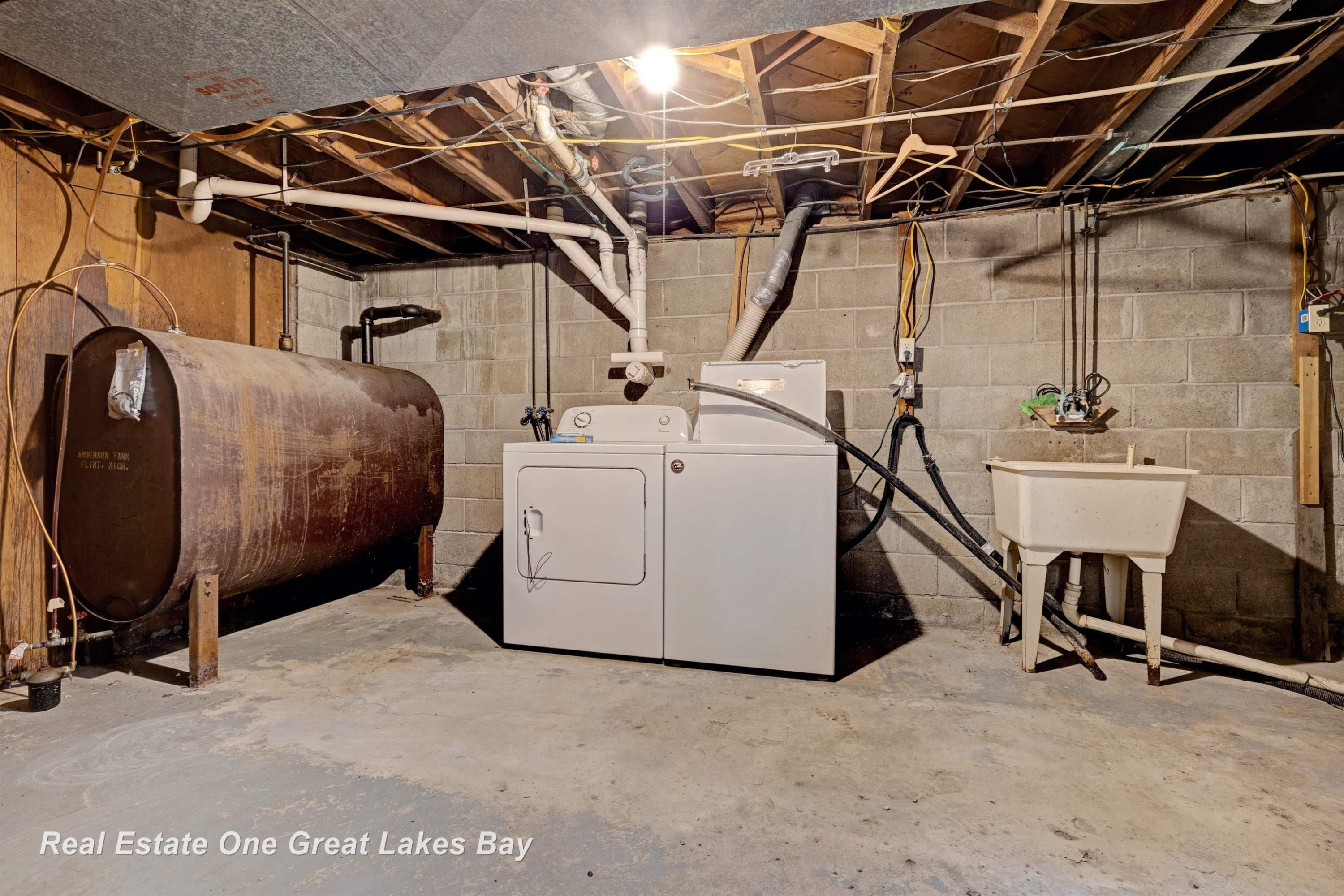 8730 Chesaning Road, Chesaning, MI 48616 — Photo 39