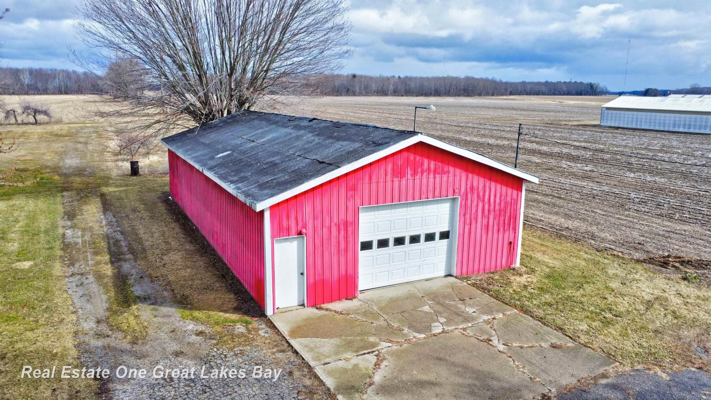 8730 Chesaning Road, Chesaning, MI 48616 — Photo 51
