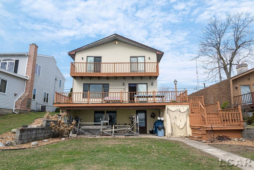 10201 Opal Ridge Drive, Onekama, MI, 49675