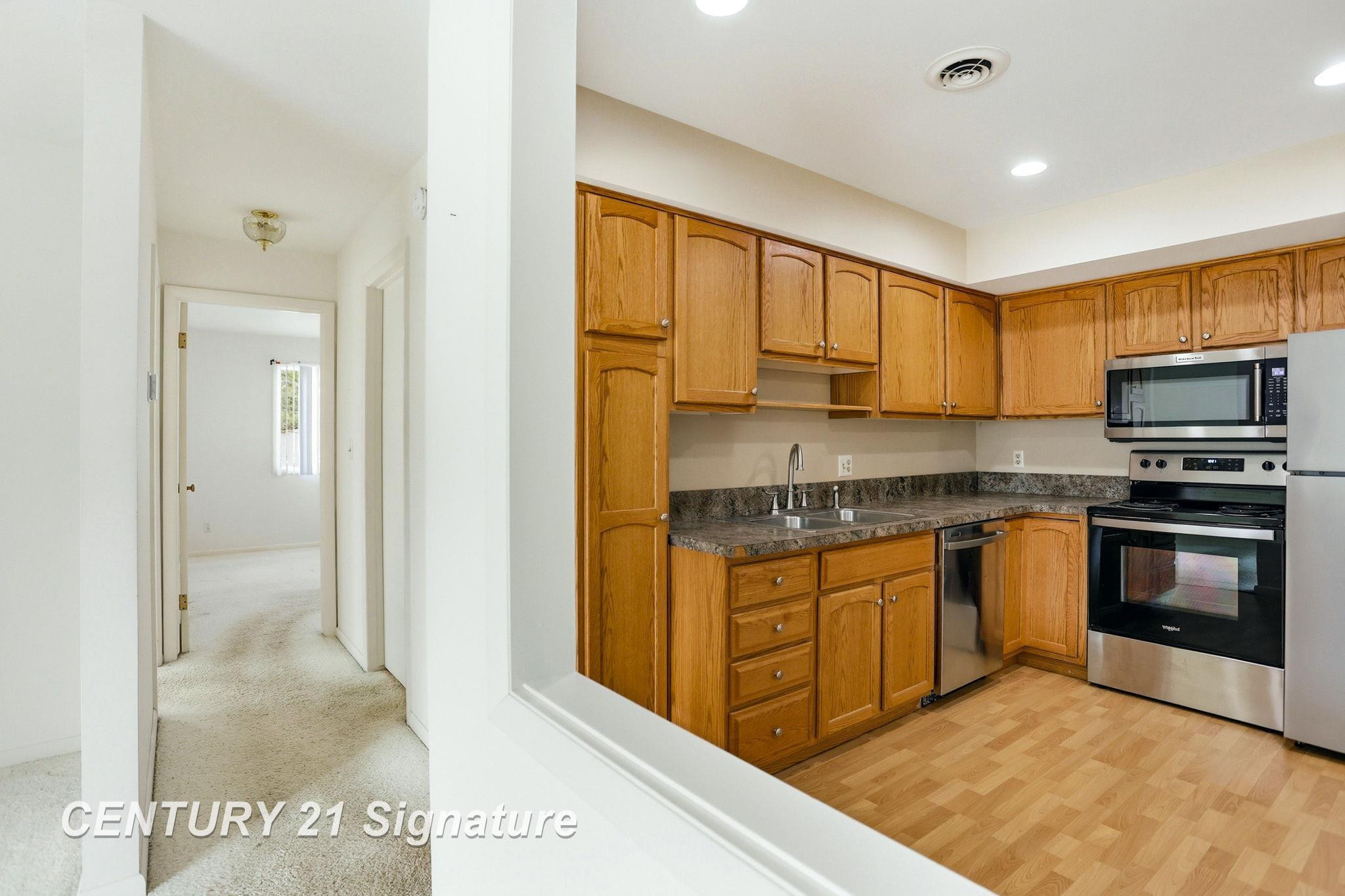5921 W Michigan Avenue, B-1, Saginaw, MI 48638 — Photo 15