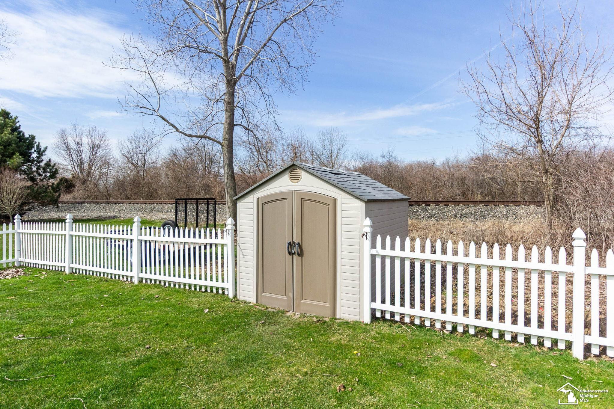 4035 Stone Post Road, Newport, MI 48166 — Photo 44