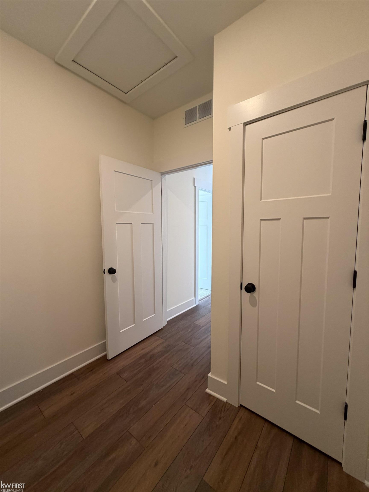 48 Loretta Lane, 48, South Lyon, MI 48178 — Photo 16