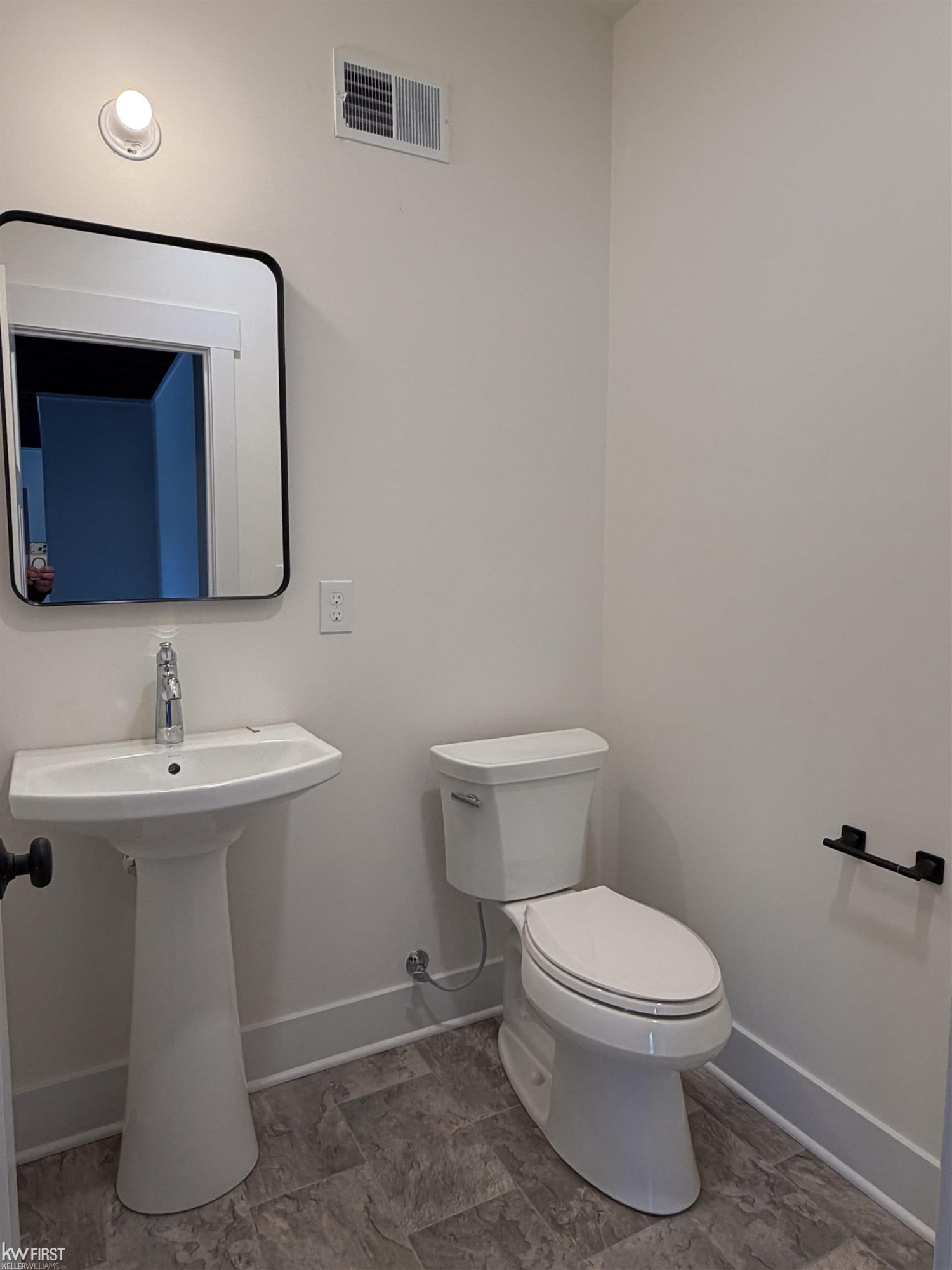 48 Loretta Lane, 48, South Lyon, MI 48178 — Photo 17