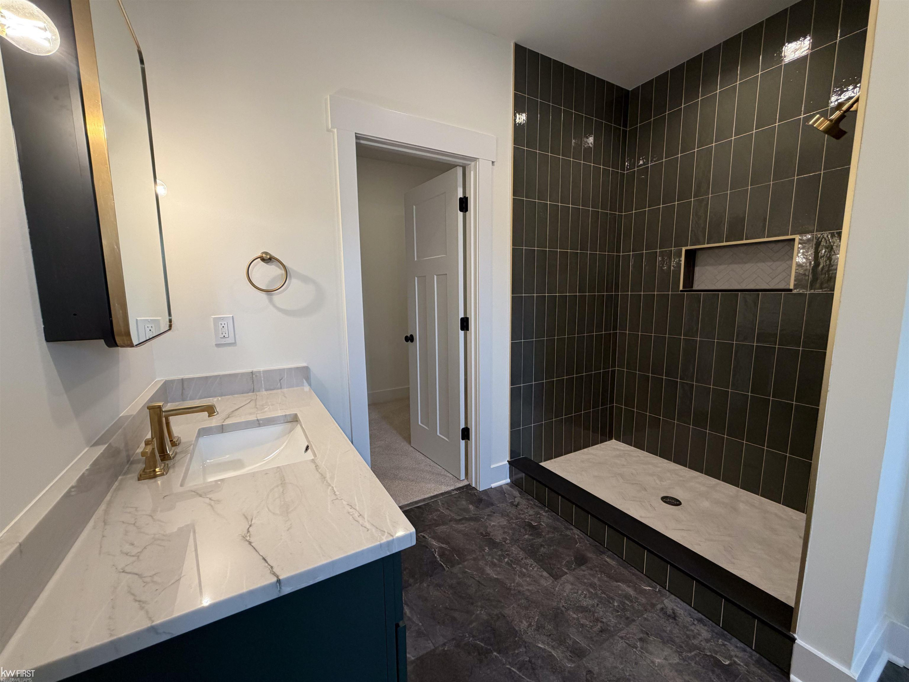 48 Loretta Lane, 48, South Lyon, MI 48178 — Photo 20