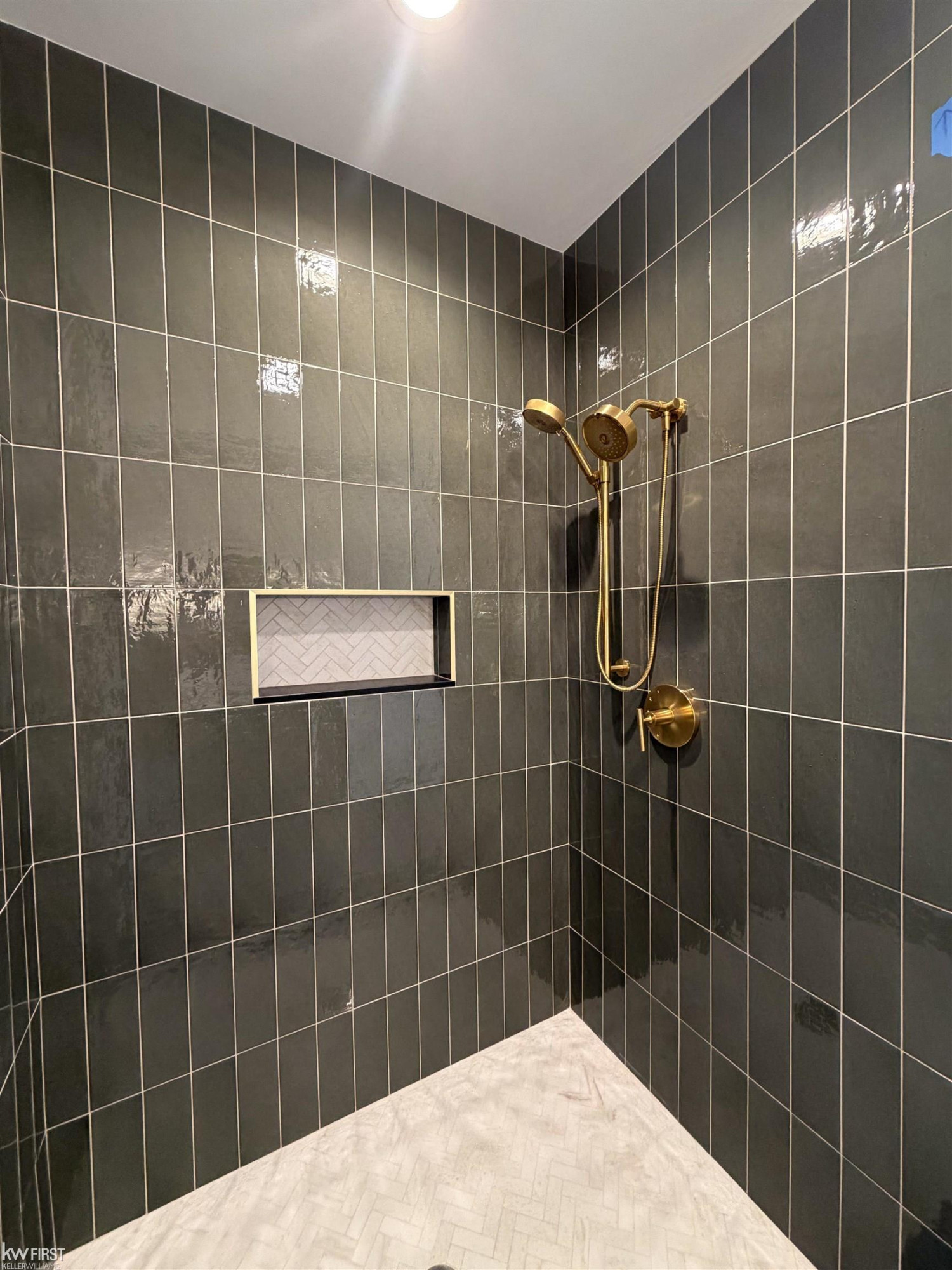 48 Loretta Lane, 48, South Lyon, MI 48178 — Photo 23