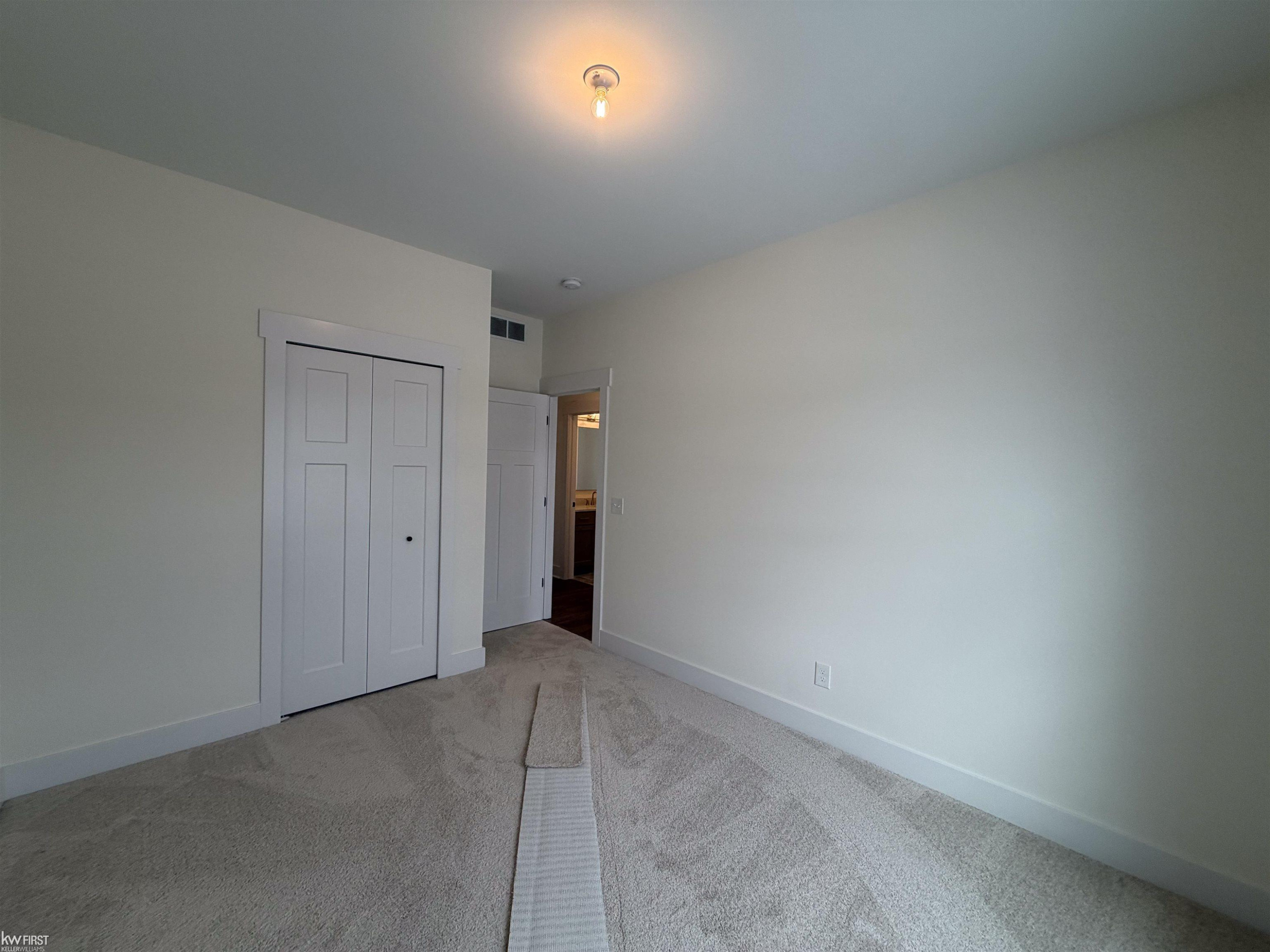 48 Loretta Lane, 48, South Lyon, MI 48178 — Photo 25