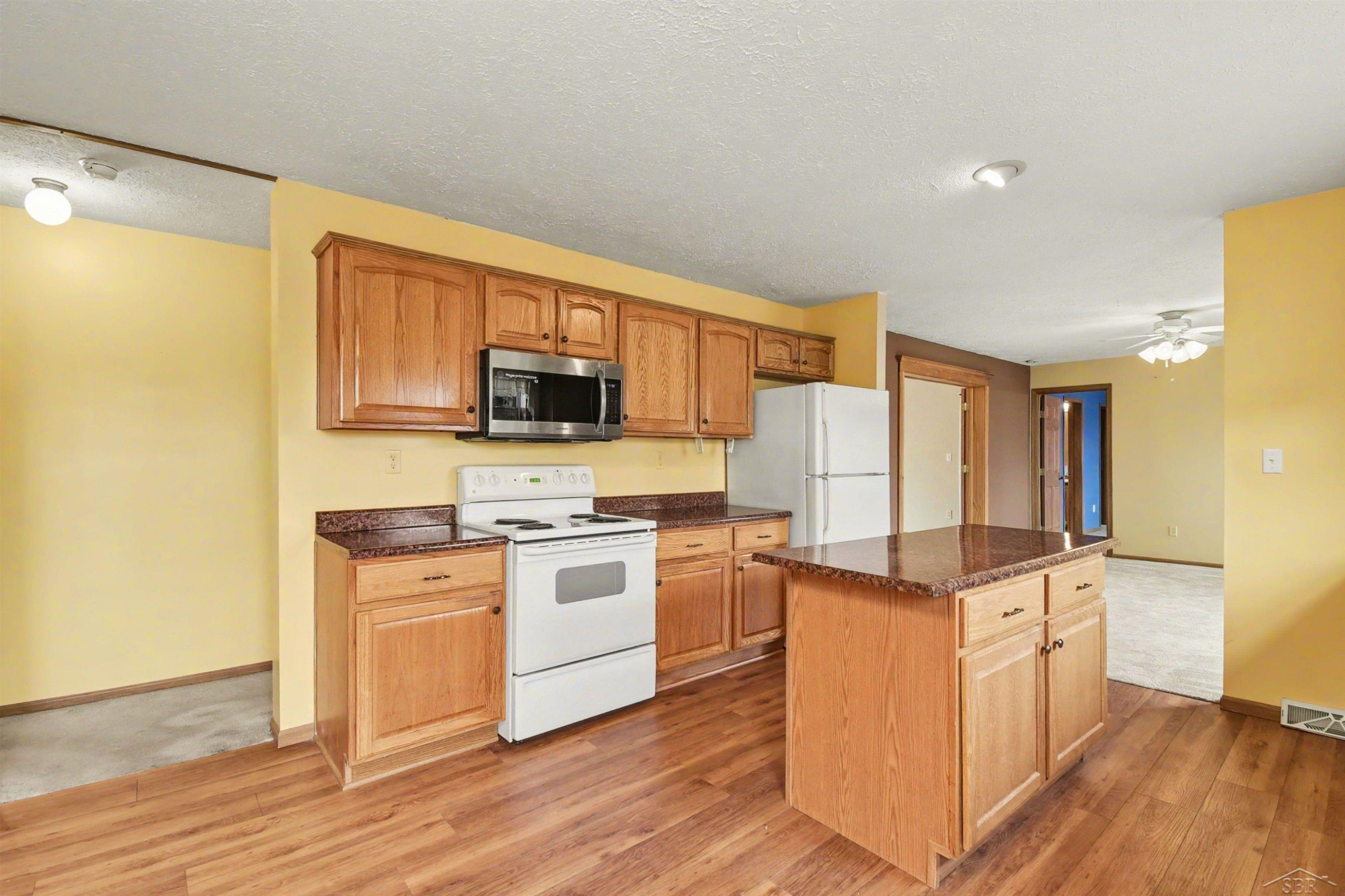 25 E Highwood Road, Beaverton, MI 48612 — Photo 9