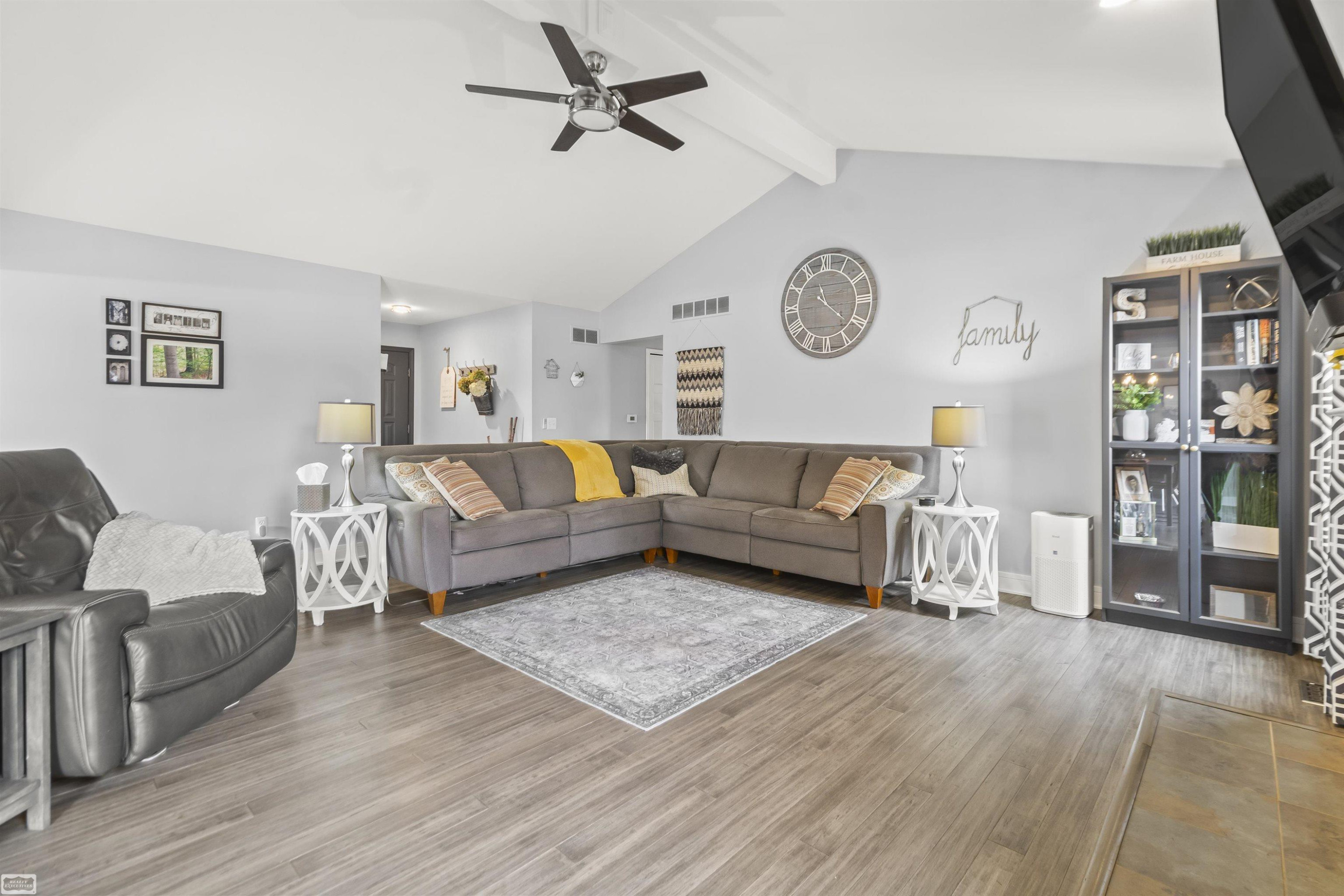 36779 N Pointe Cir Street, New Baltimore, MI 48047 — Photo 3