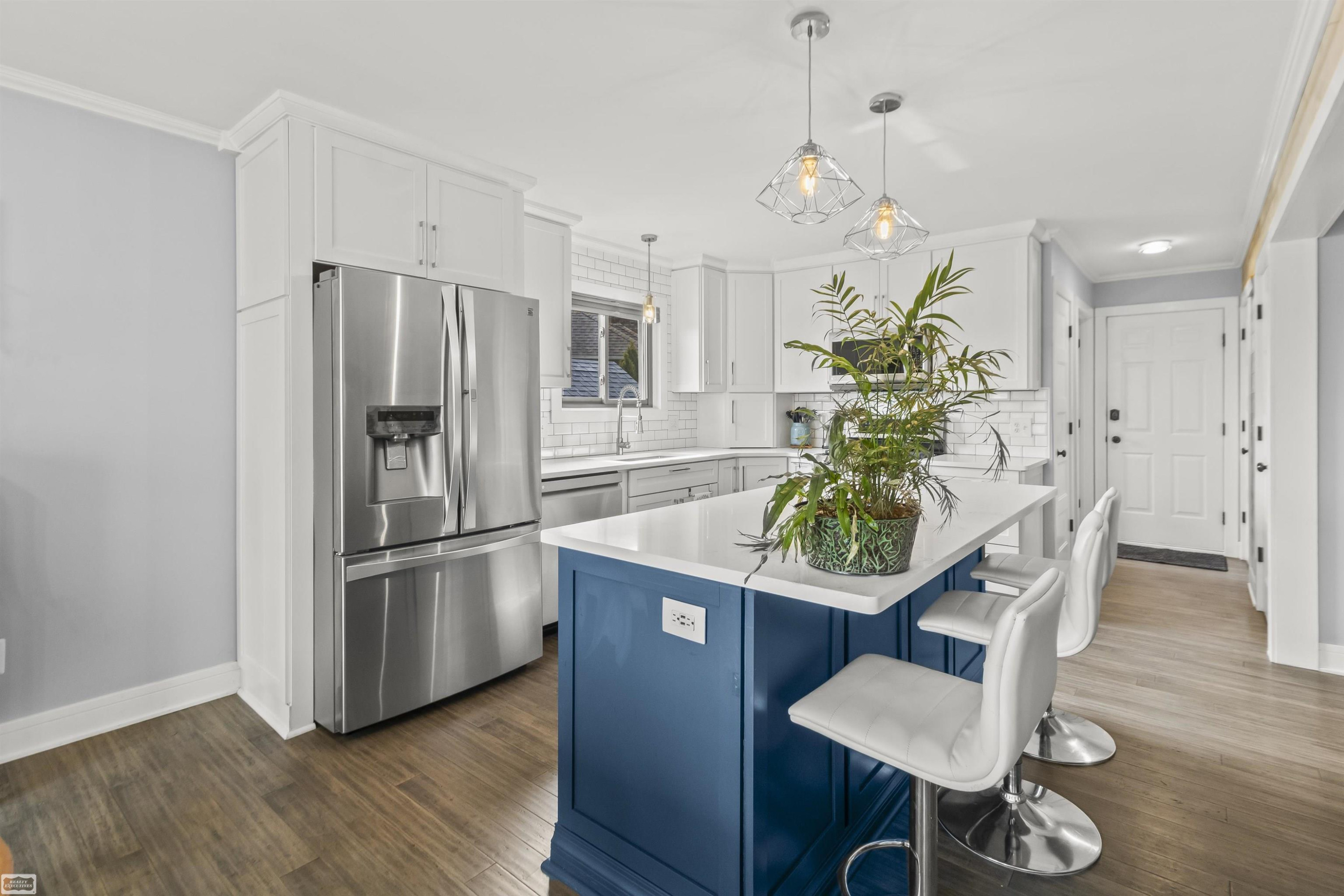36779 N Pointe Cir Street, New Baltimore, MI 48047 — Photo 8