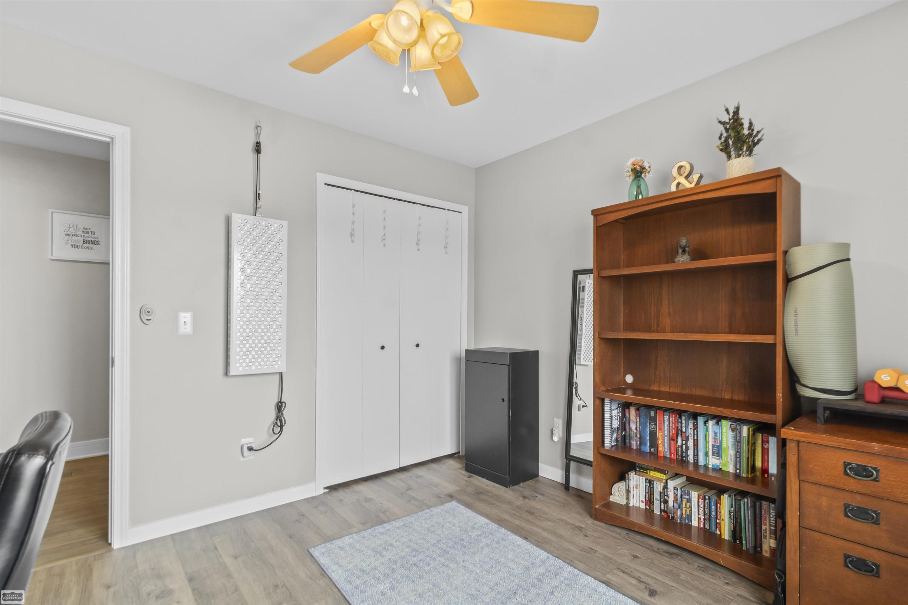 36779 N Pointe Cir Street, New Baltimore, MI 48047 — Photo 17