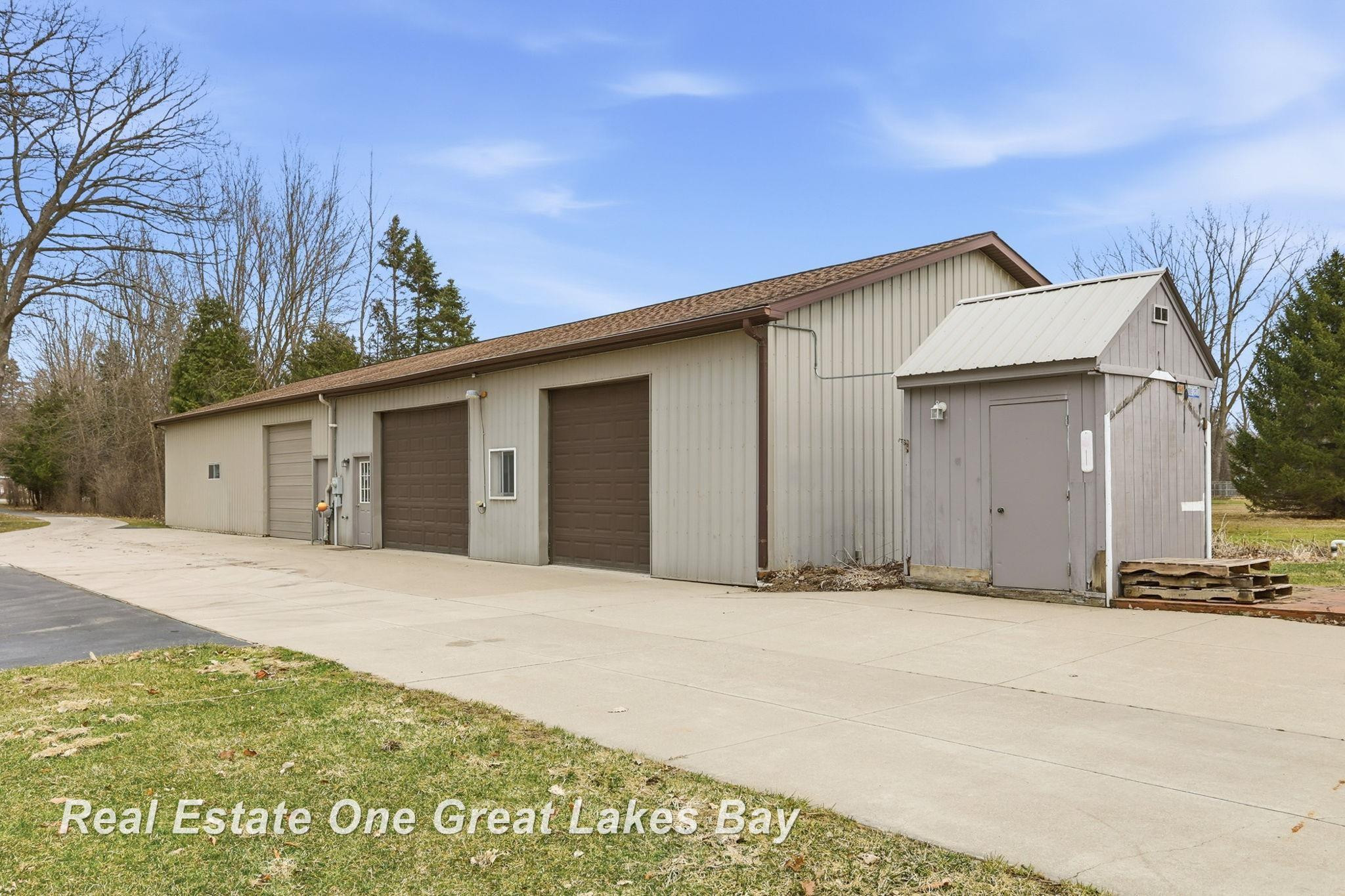 7205 Trinklein Road, Saginaw, MI 48609 — Photo 48