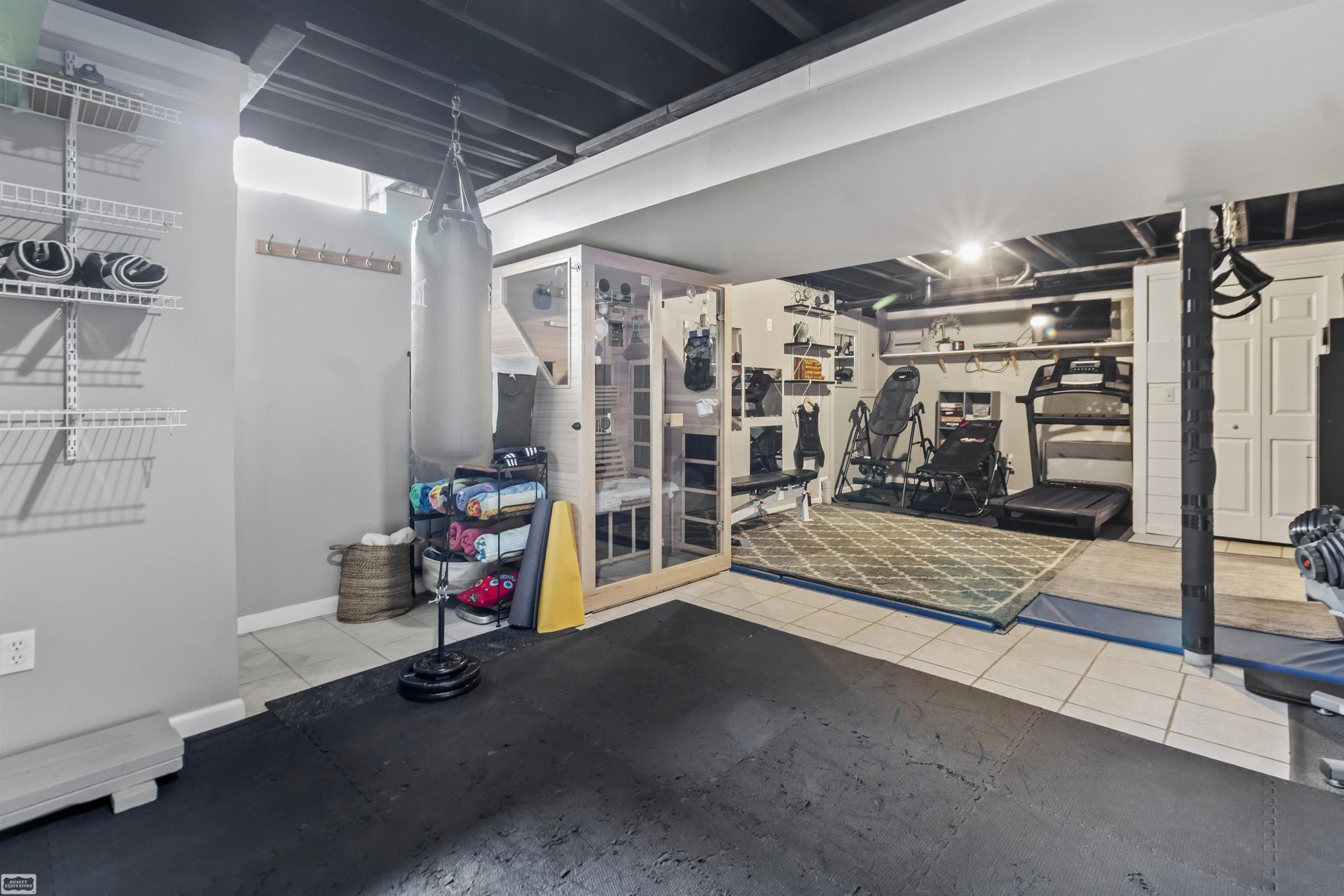 36779 N Pointe Cir Street, New Baltimore, MI 48047 — Photo 30