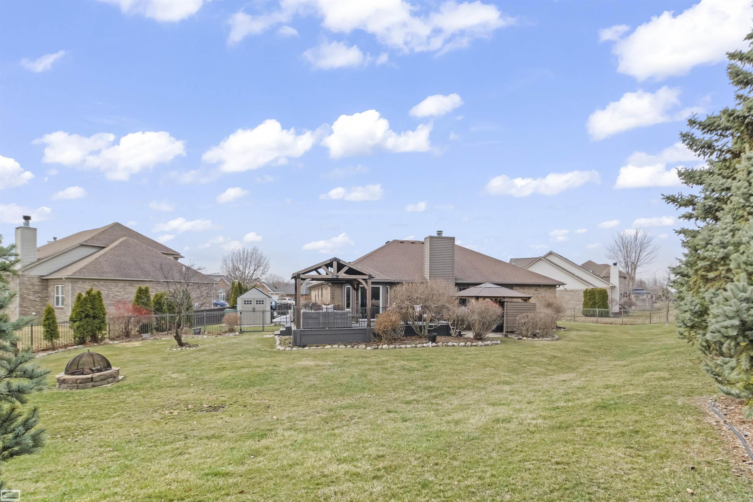36779 N Pointe Cir Street, New Baltimore, MI 48047 — Photo 36