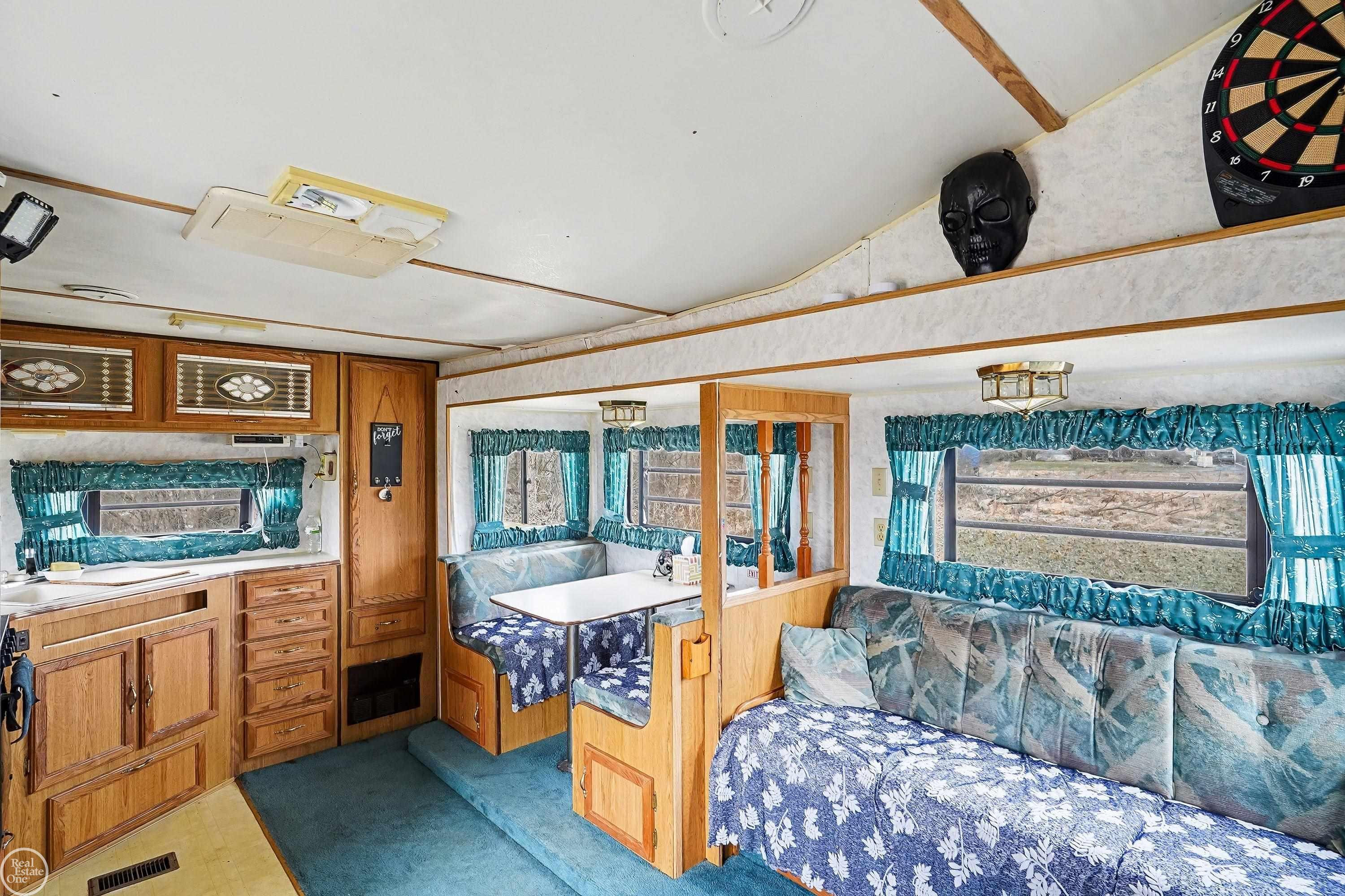 10151 CANADA Road, Birch Run, MI 48415 — Photo 10