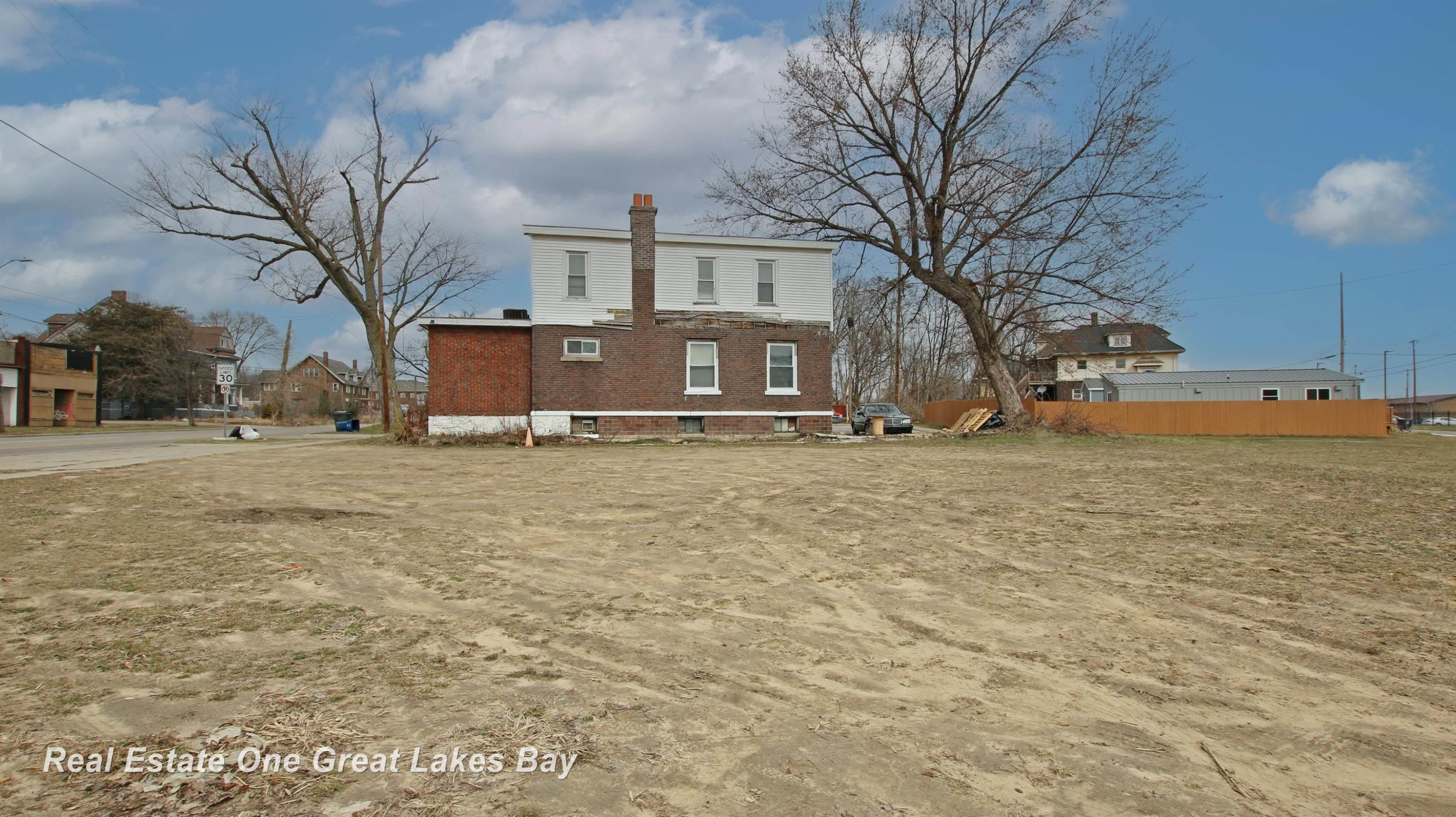 800 Martin Luther King Avenue, Flint, MI 48503 — Photo 15