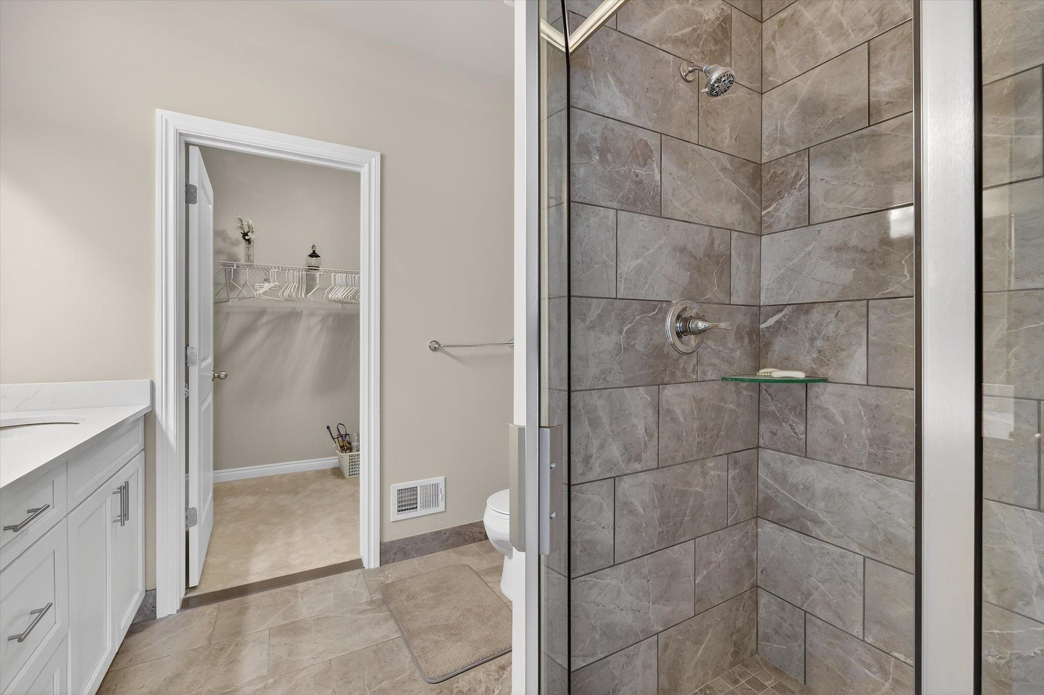 660 Brookstone Drive, Oxford, MI 48371 — Photo 30