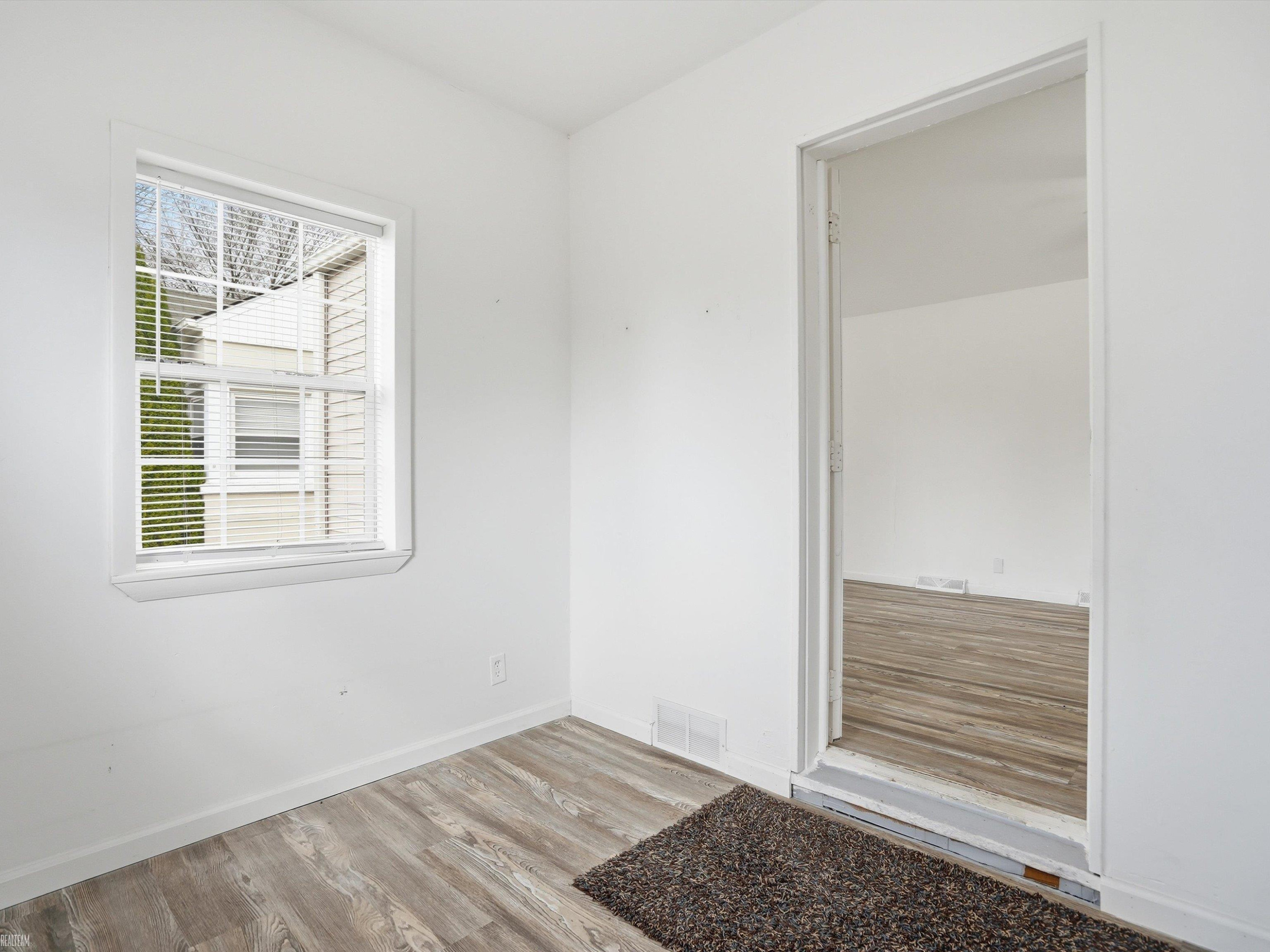 11083 Ford Avenue, Warren, MI 48089 — Photo 12