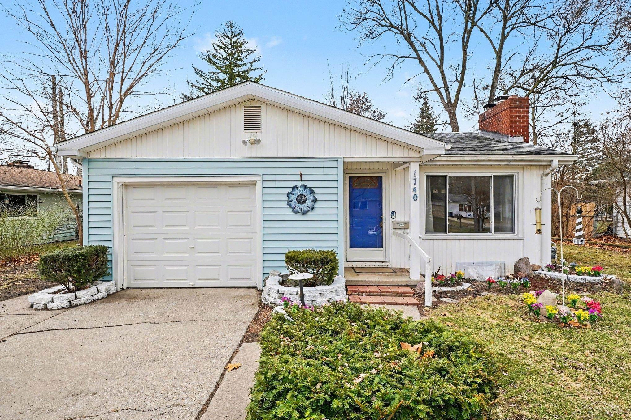1740 Wilson Avenue, Saginaw, MI 48638 — front exterior