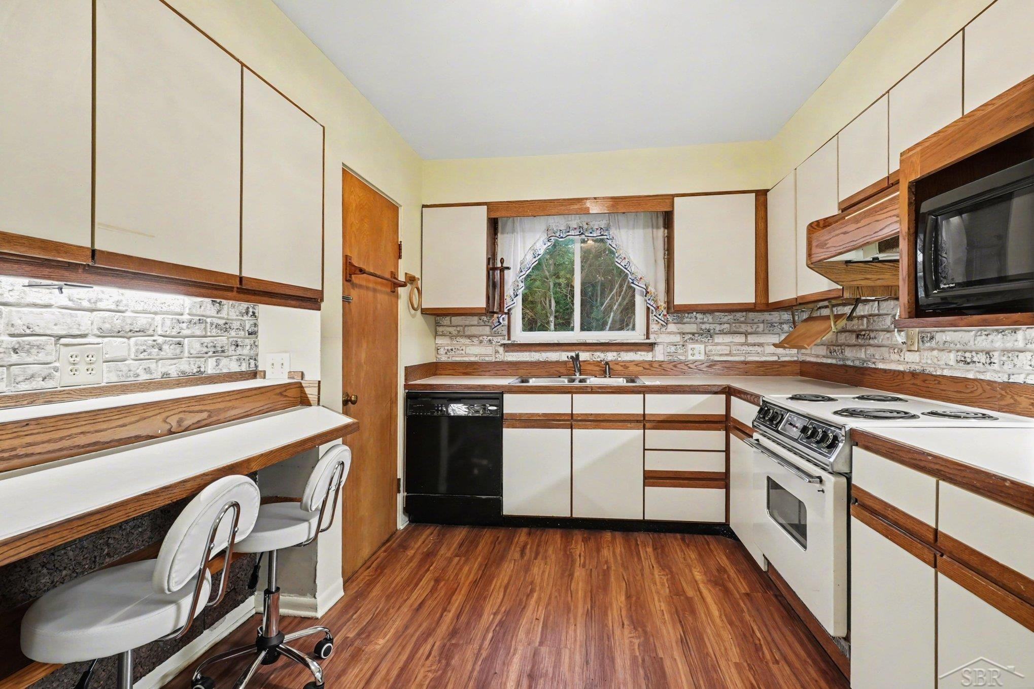 1740 Wilson Avenue, Saginaw, MI 48638 — Photo 6