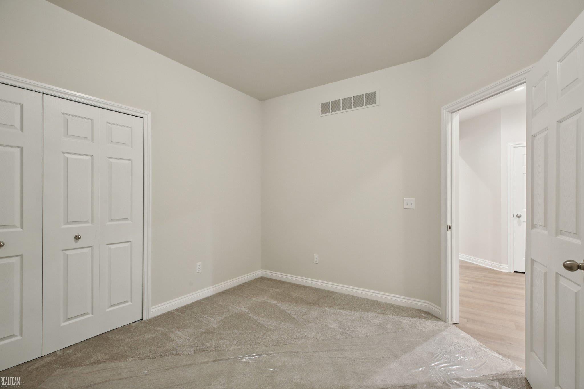 48854 Birmingham Drive, Chesterfield, MI 48047 — Photo 13