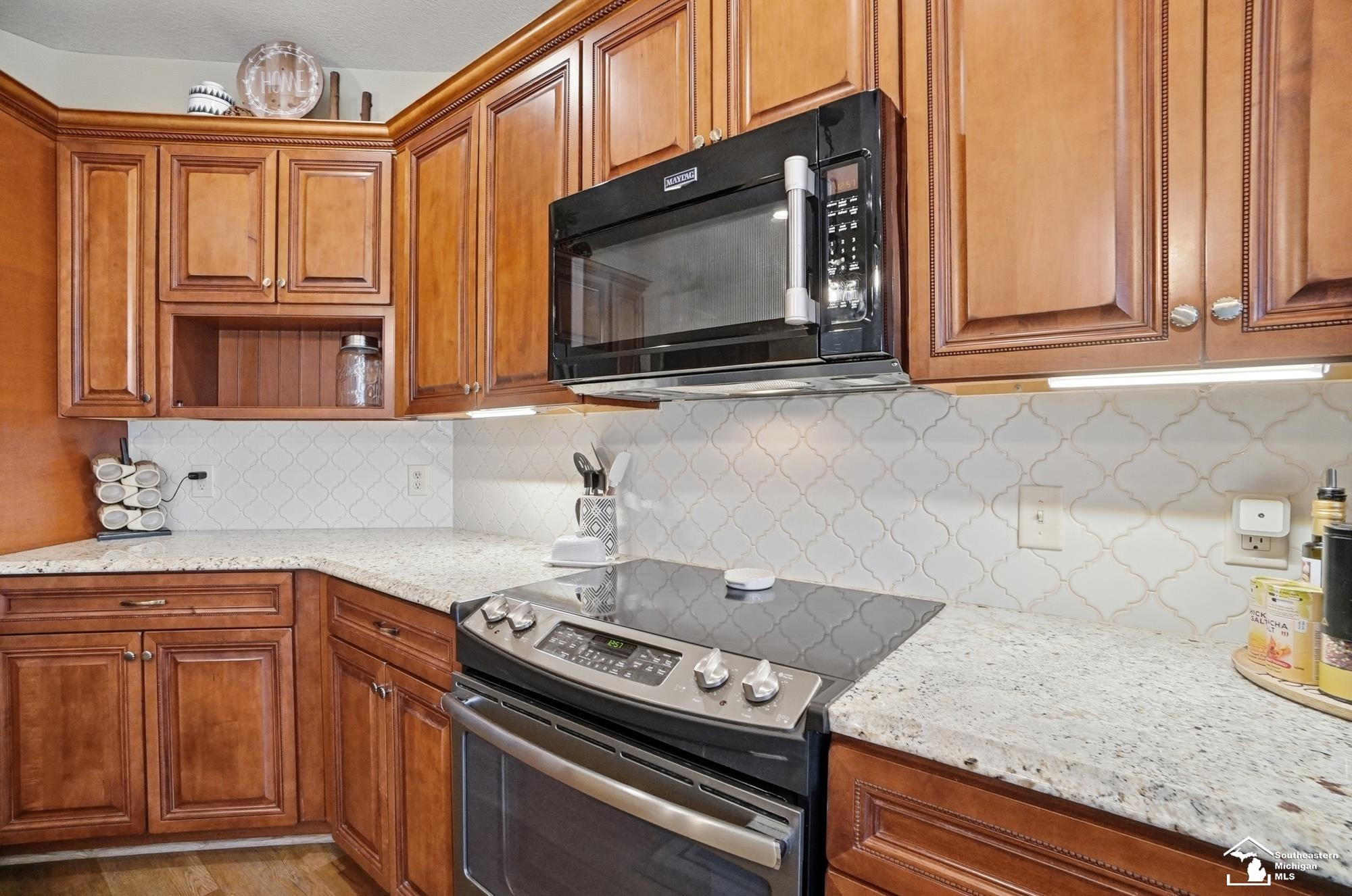 3985 Wood Haven Court, Lambertville, MI 48144 — Photo 18