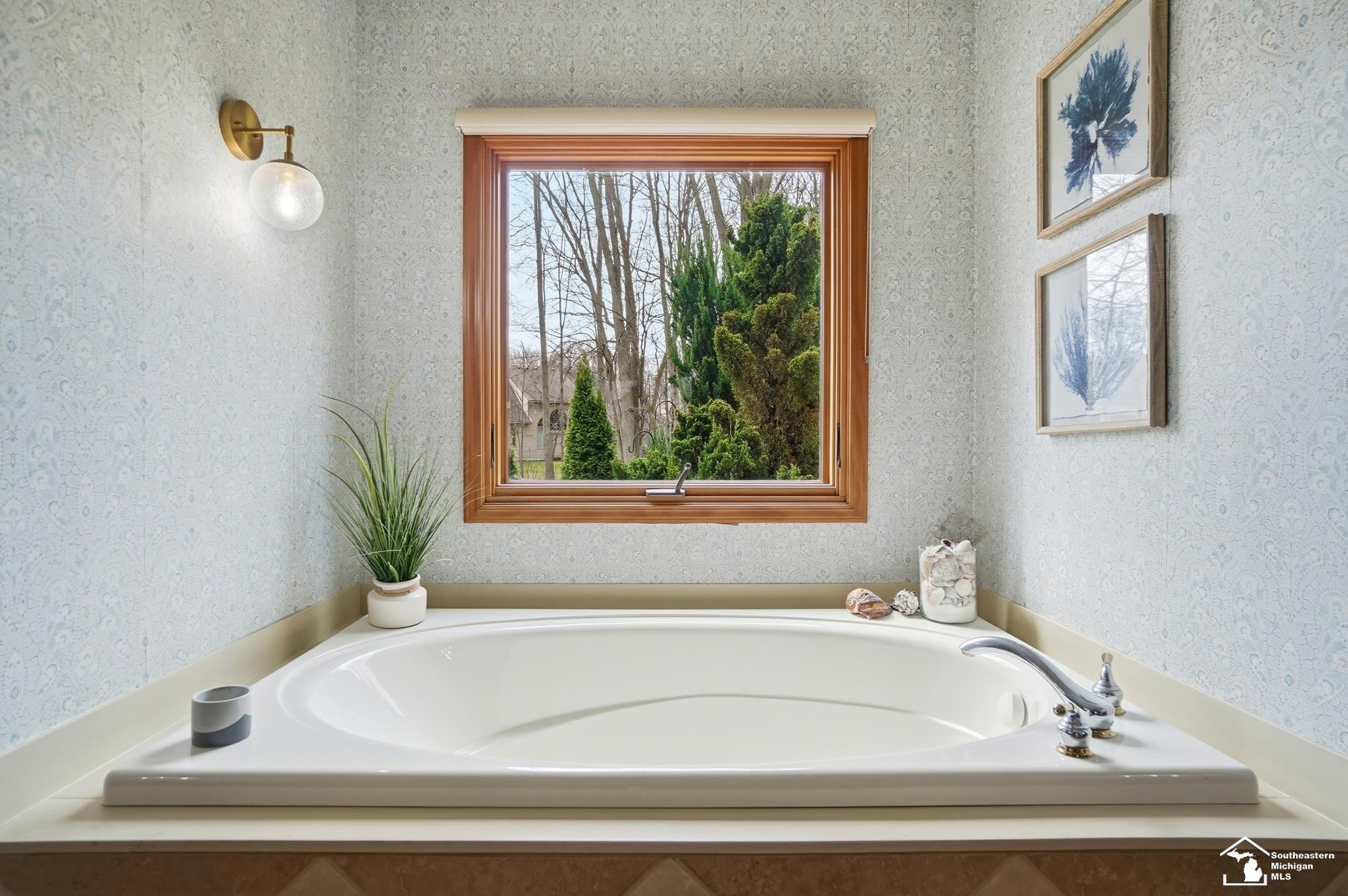 3985 Wood Haven Court, Lambertville, MI 48144 — Photo 27