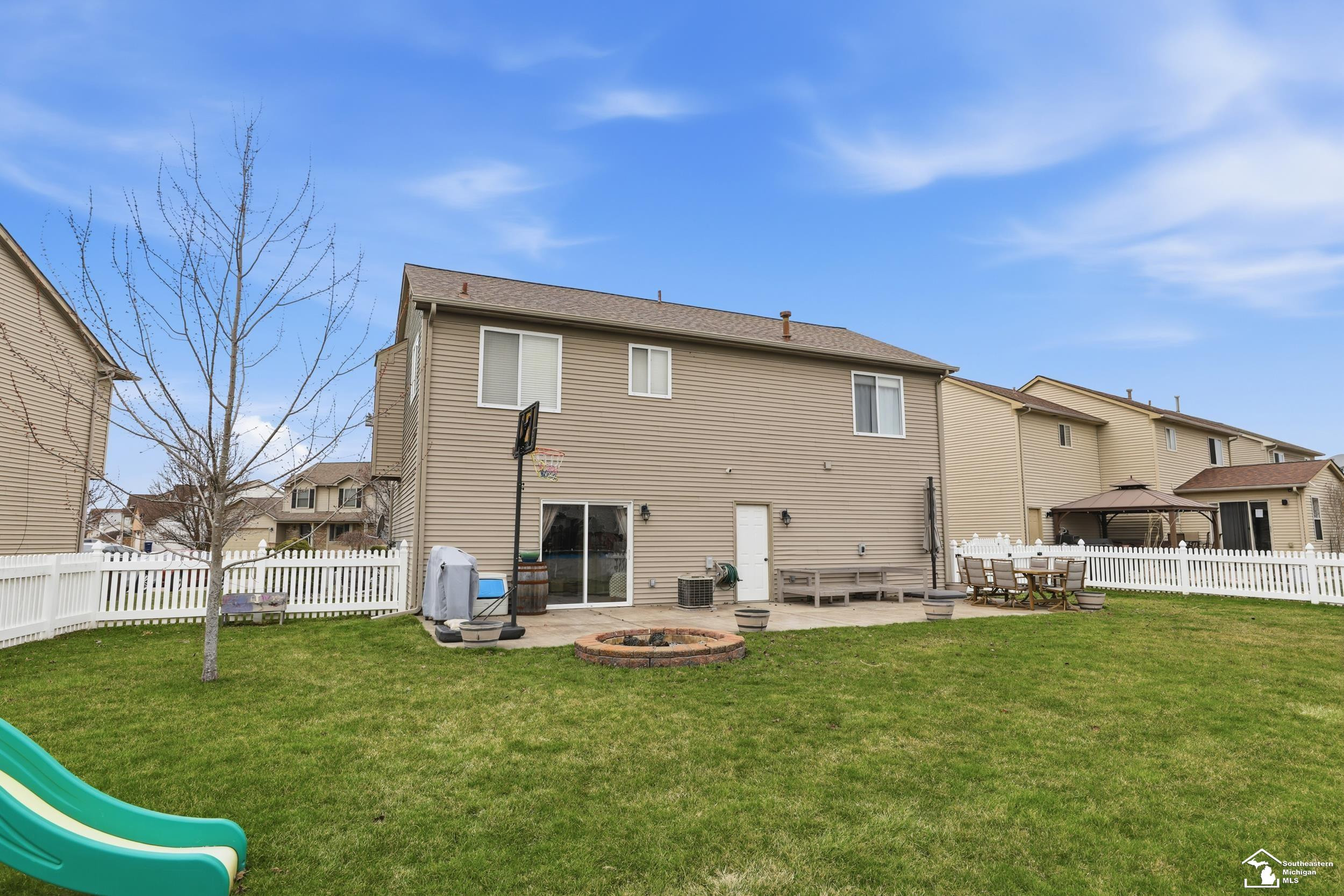 9058 Rockhill Lane, Newport, MI 48166 — Photo 25