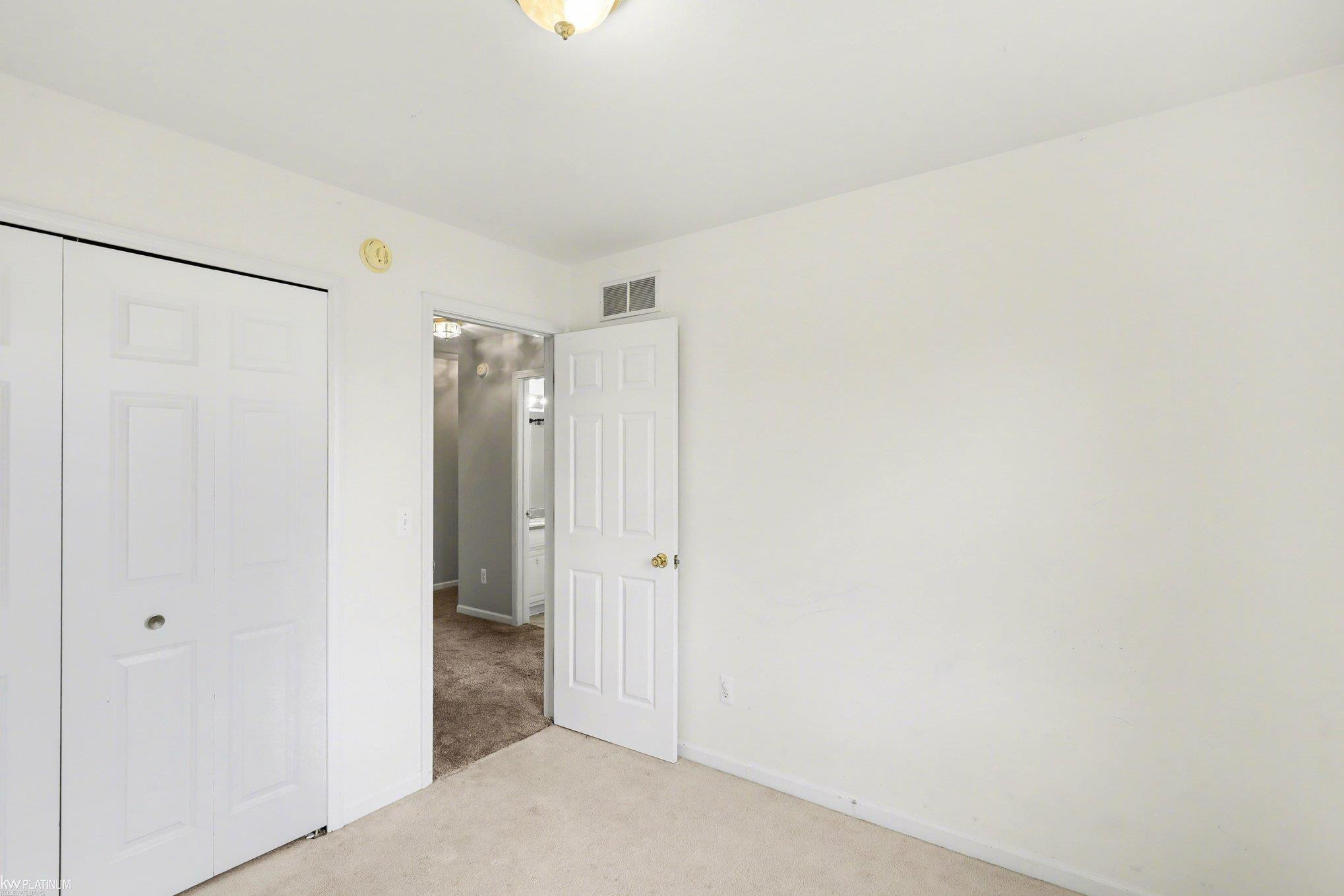 8696 Wildcat Road, MI 48032 — Photo 13