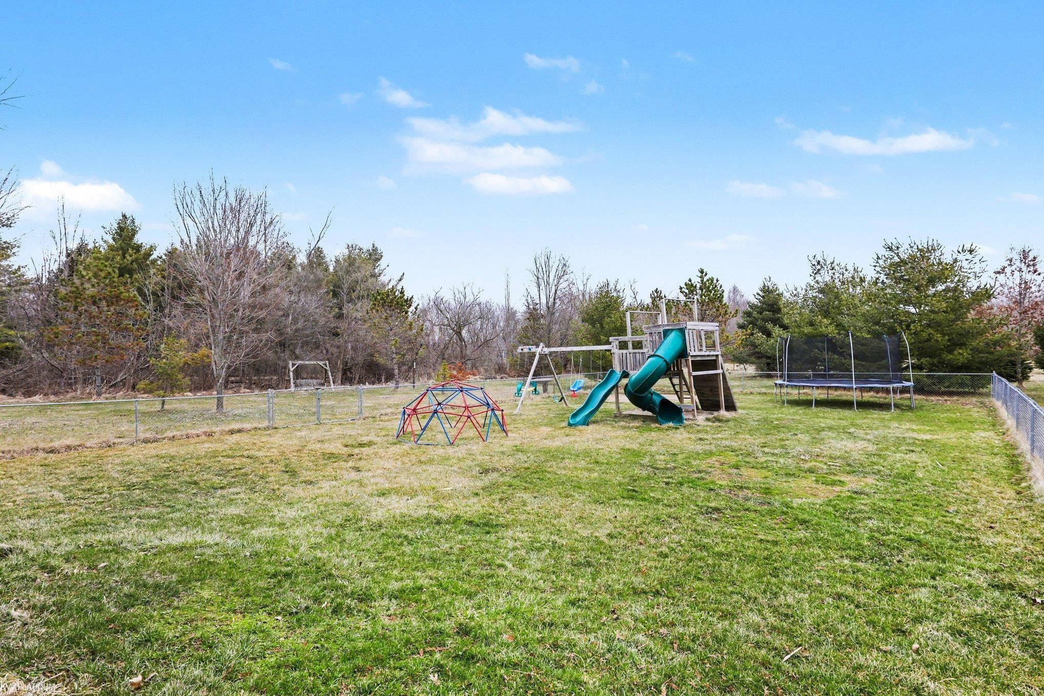 8696 Wildcat Road, MI 48032 — Photo 29