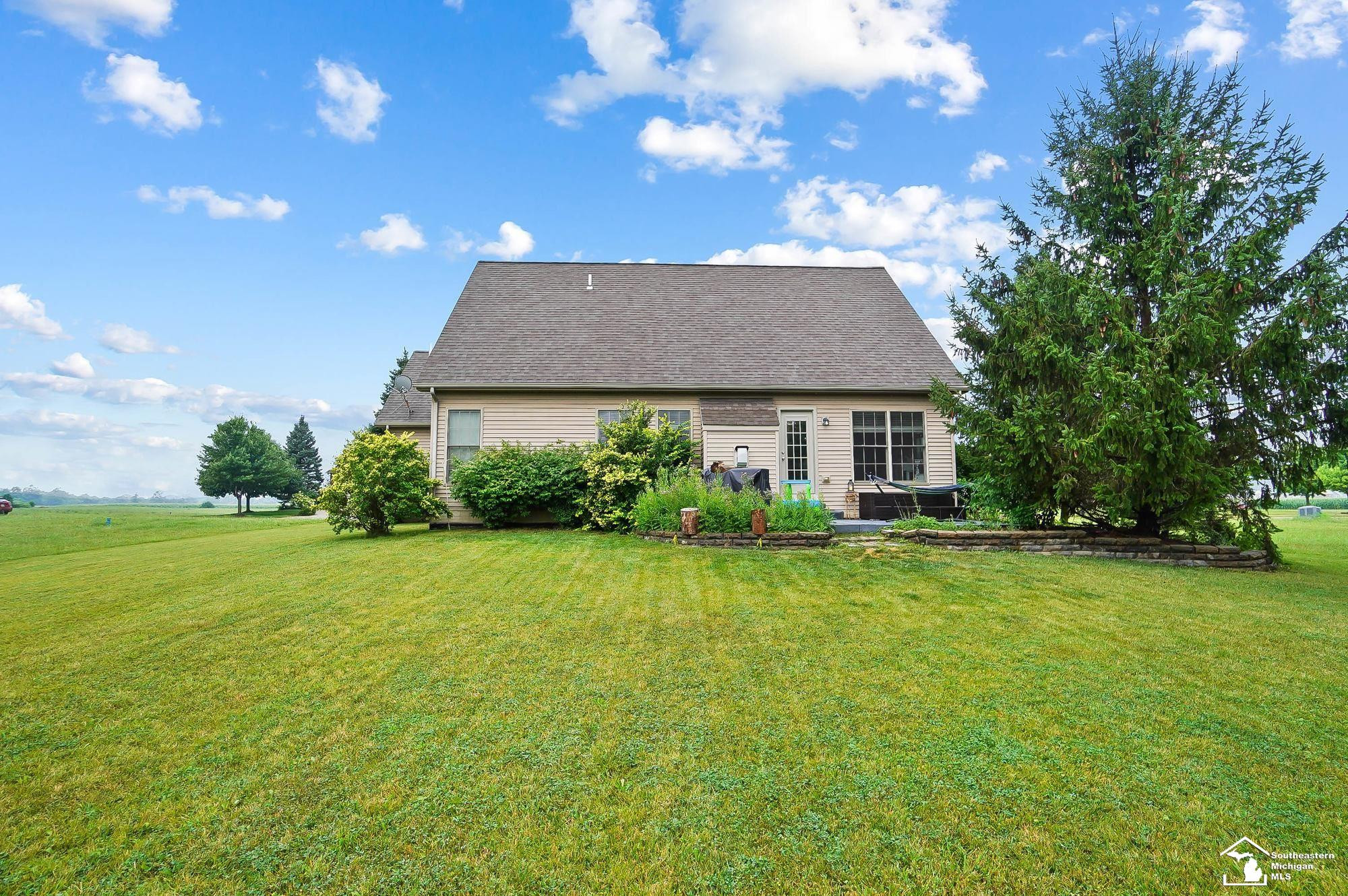 217 Potterstone Drive, Dundee, MI 48131 — Photo 39