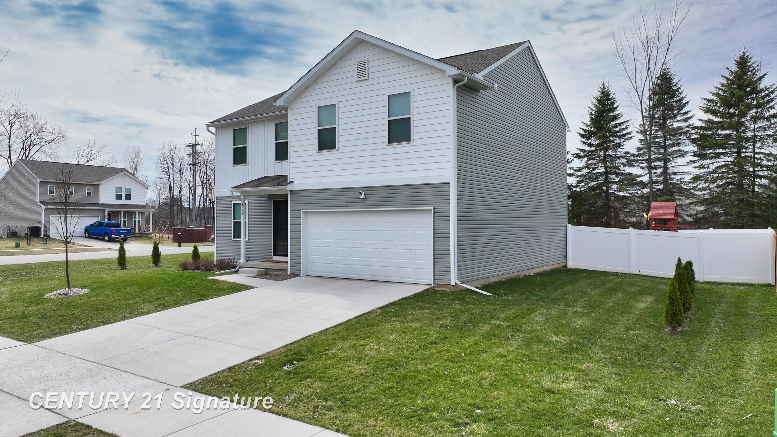 2294 Legacy Drive, Burton, MI 48519 — Photo 3