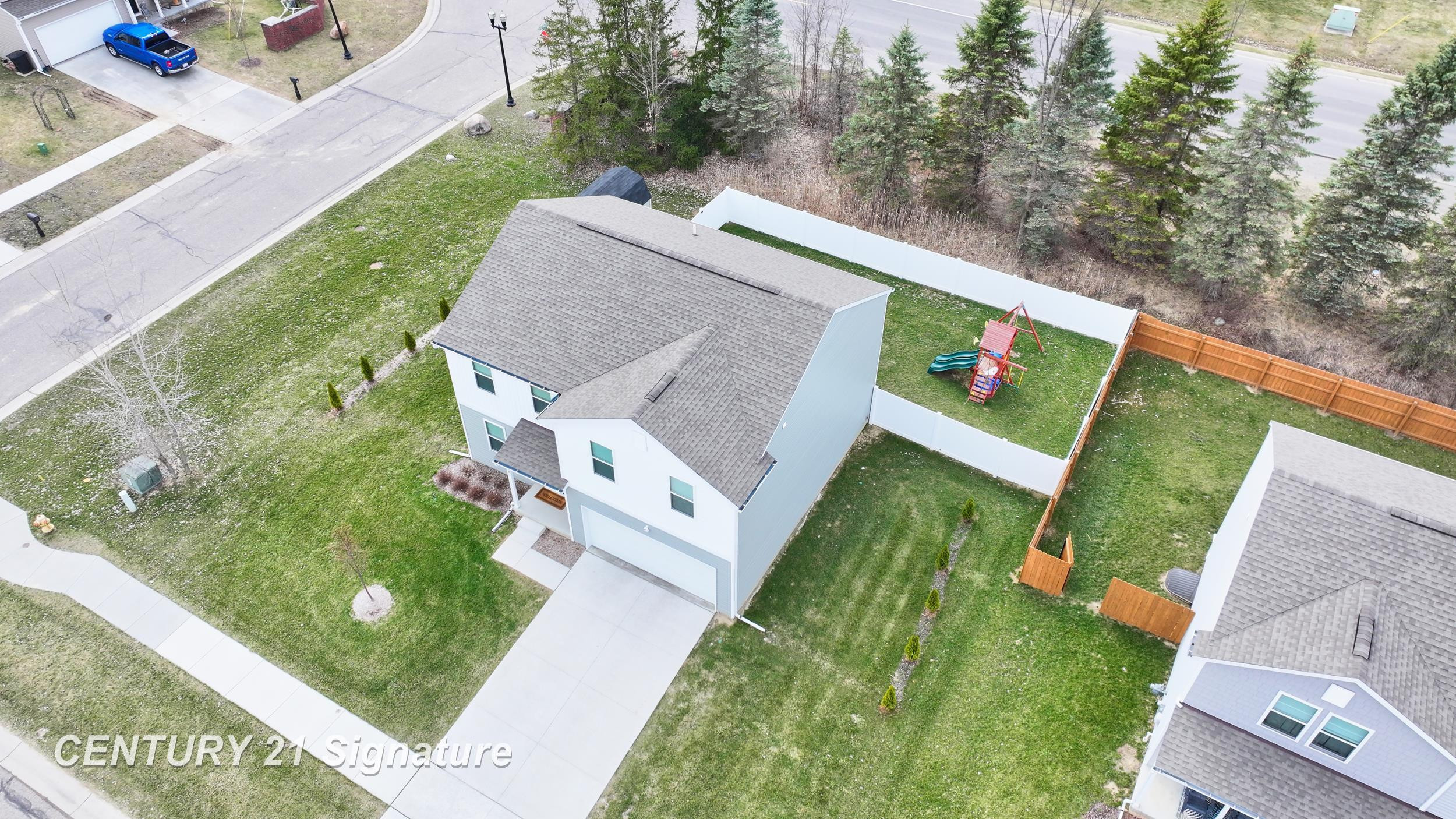 2294 Legacy Drive, Burton, MI 48519 — Photo 49