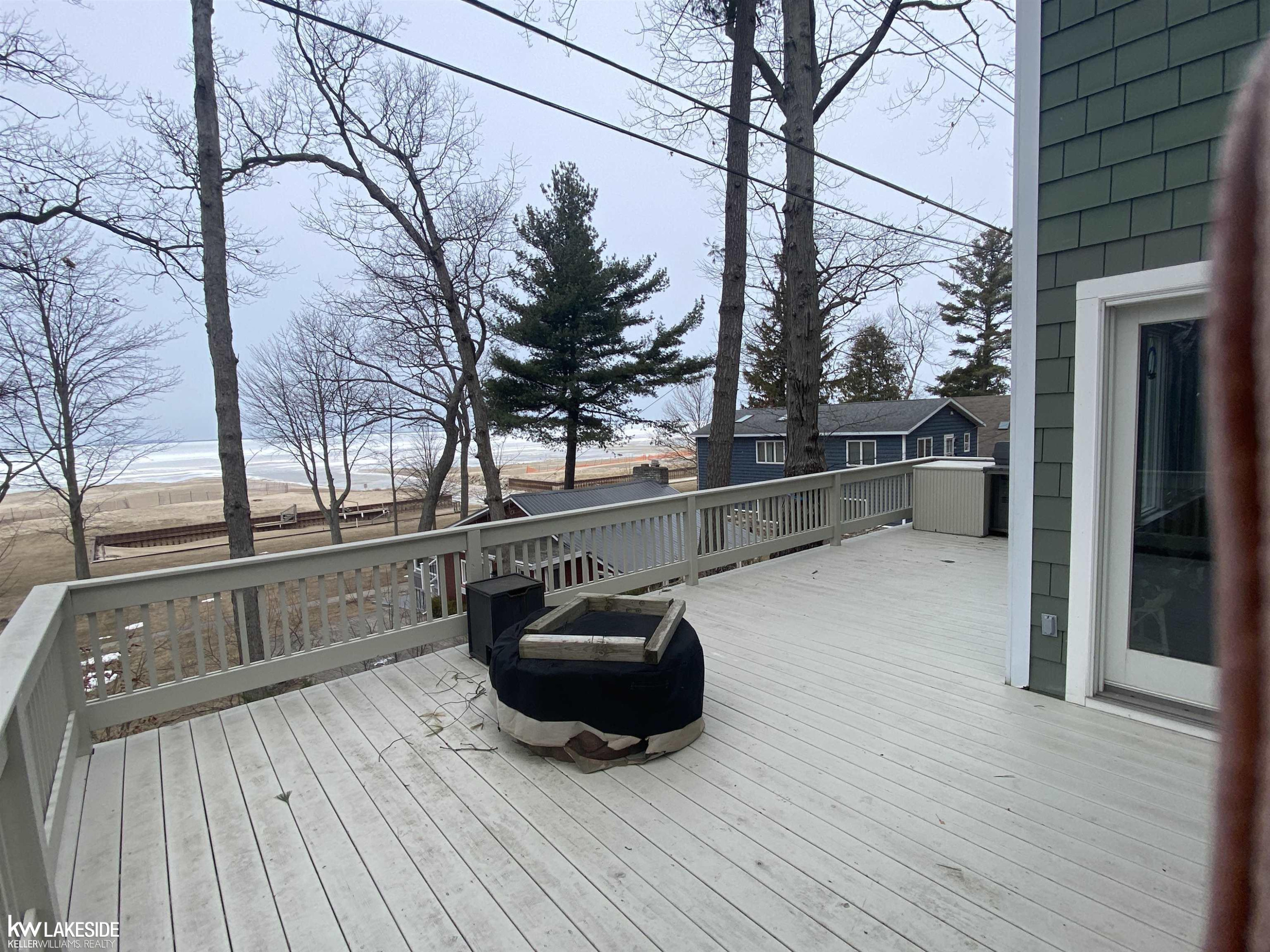 7072 Oak Bluff Drive, Caseville, MI 48725 — Photo 28