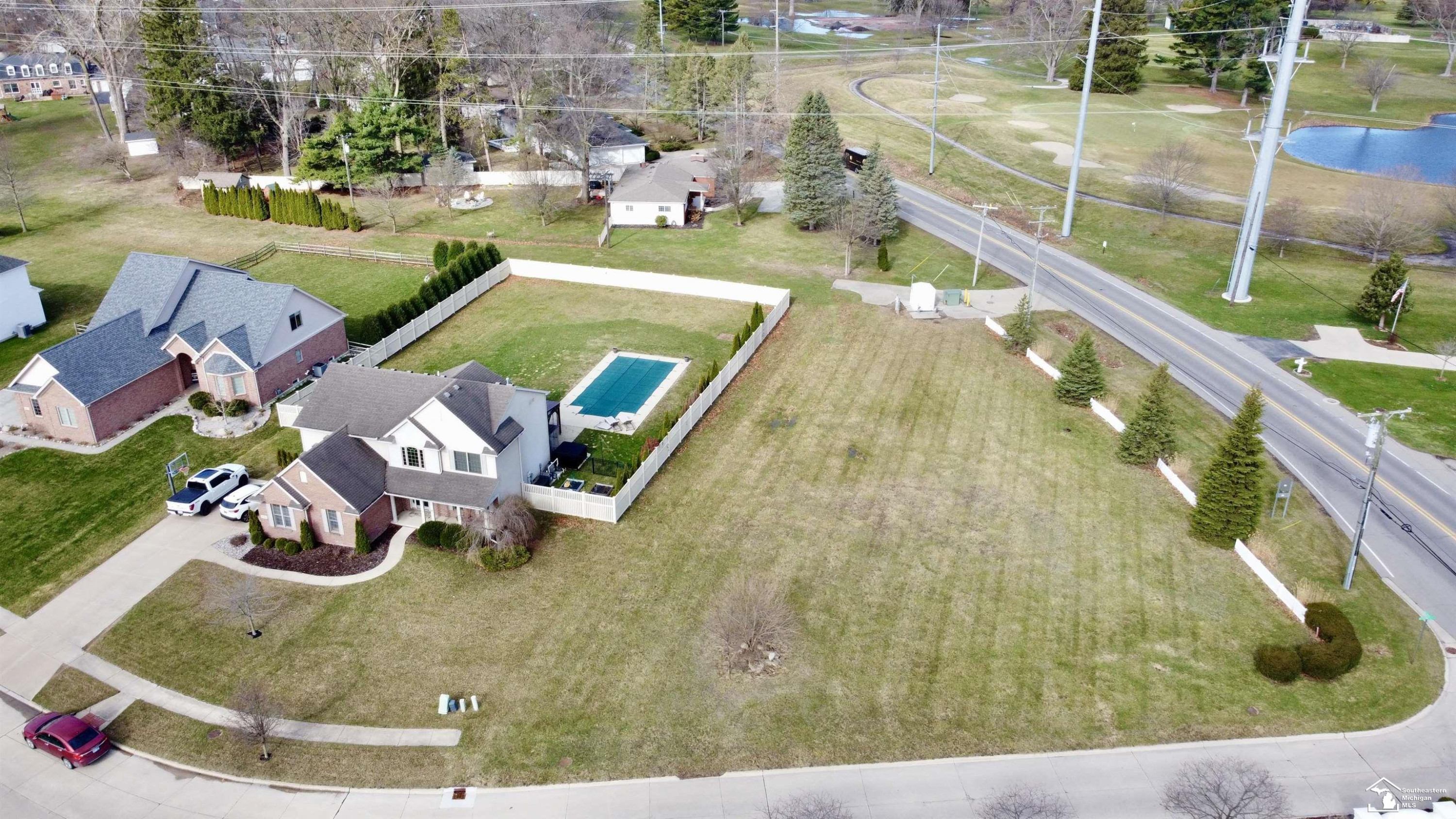 1691 Glenridge Lane, Monroe, MI 48162
