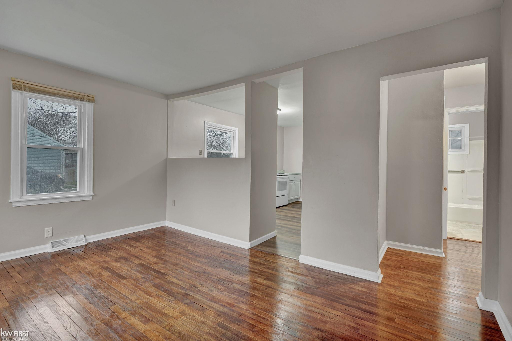 2068 E Boatfield Avenue, Burton, MI 48529 — Photo 5