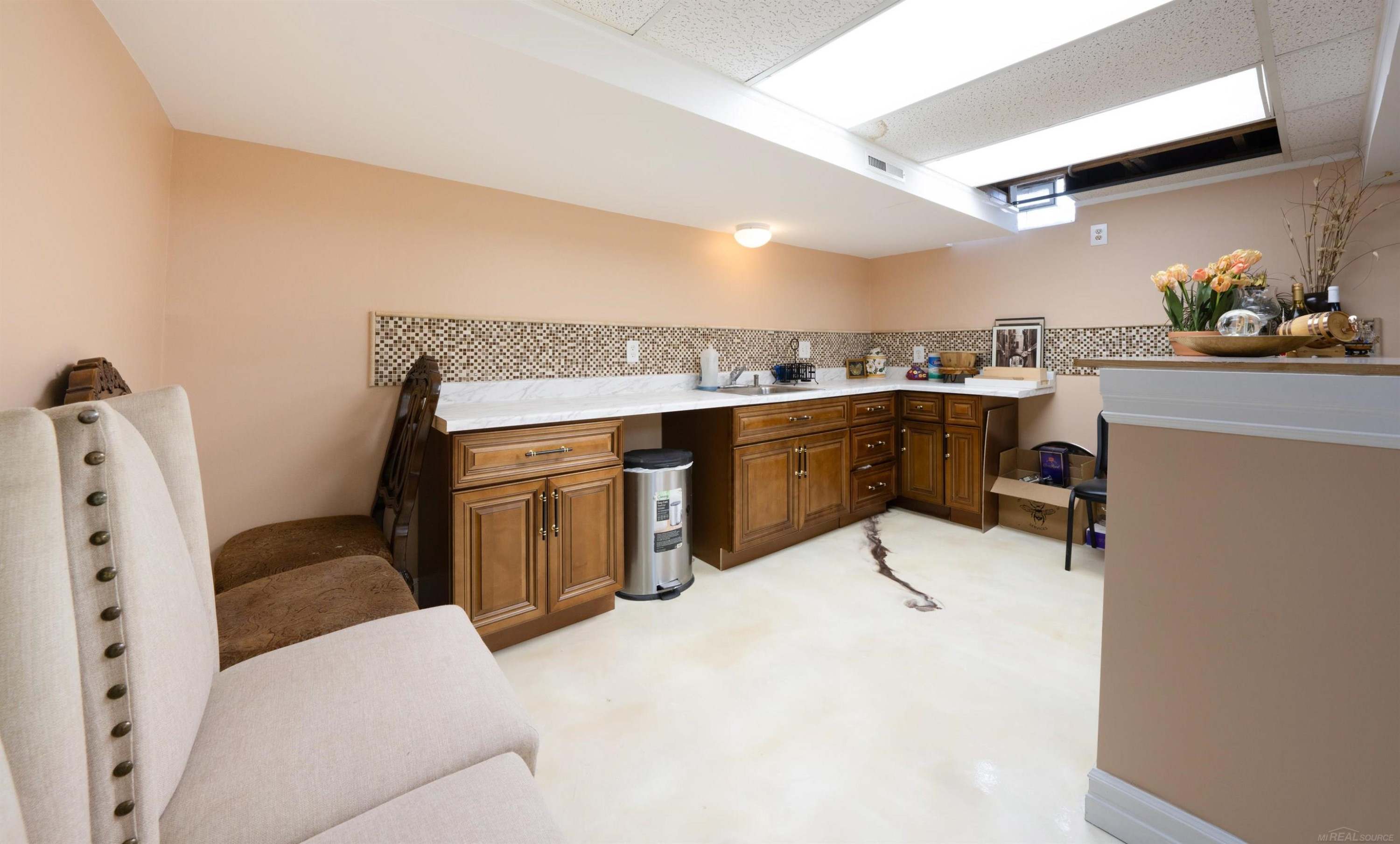 47310 Beacon Square Drive, Macomb, MI 48044 — Photo 21