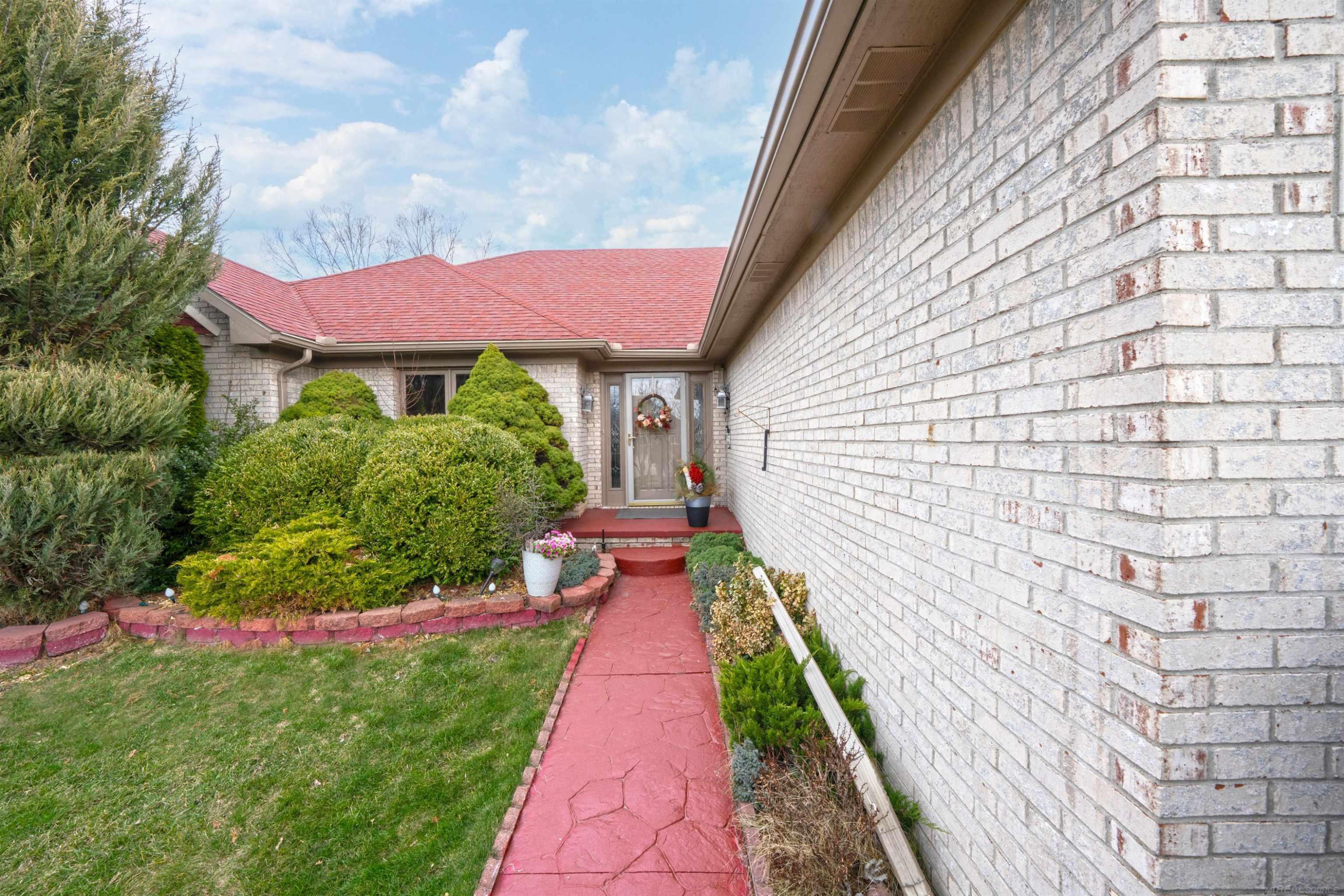47310 Beacon Square Drive, Macomb, MI 48044 — Photo 26