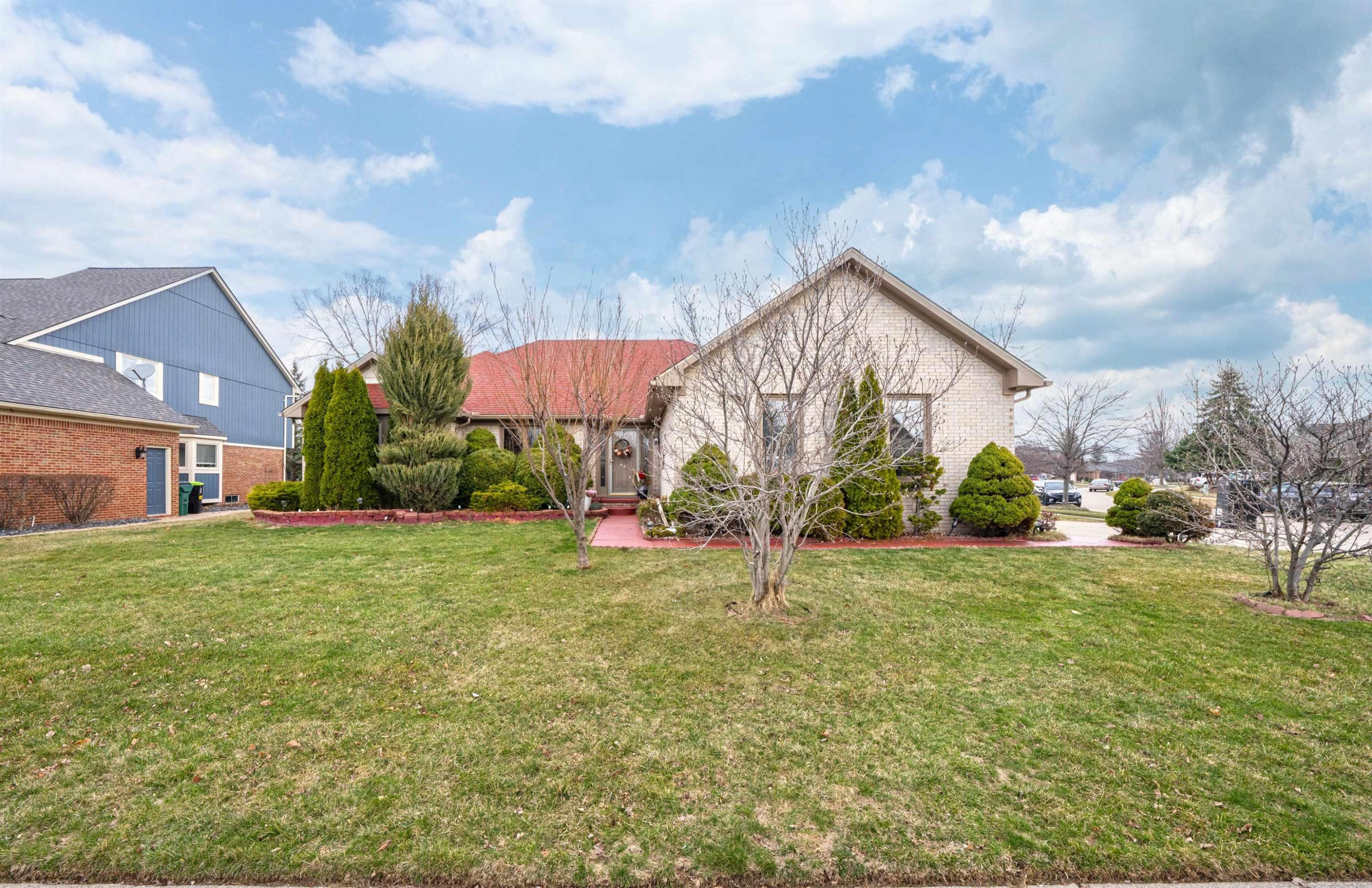 47310 Beacon Square Drive, Macomb, MI 48044 — Photo 28