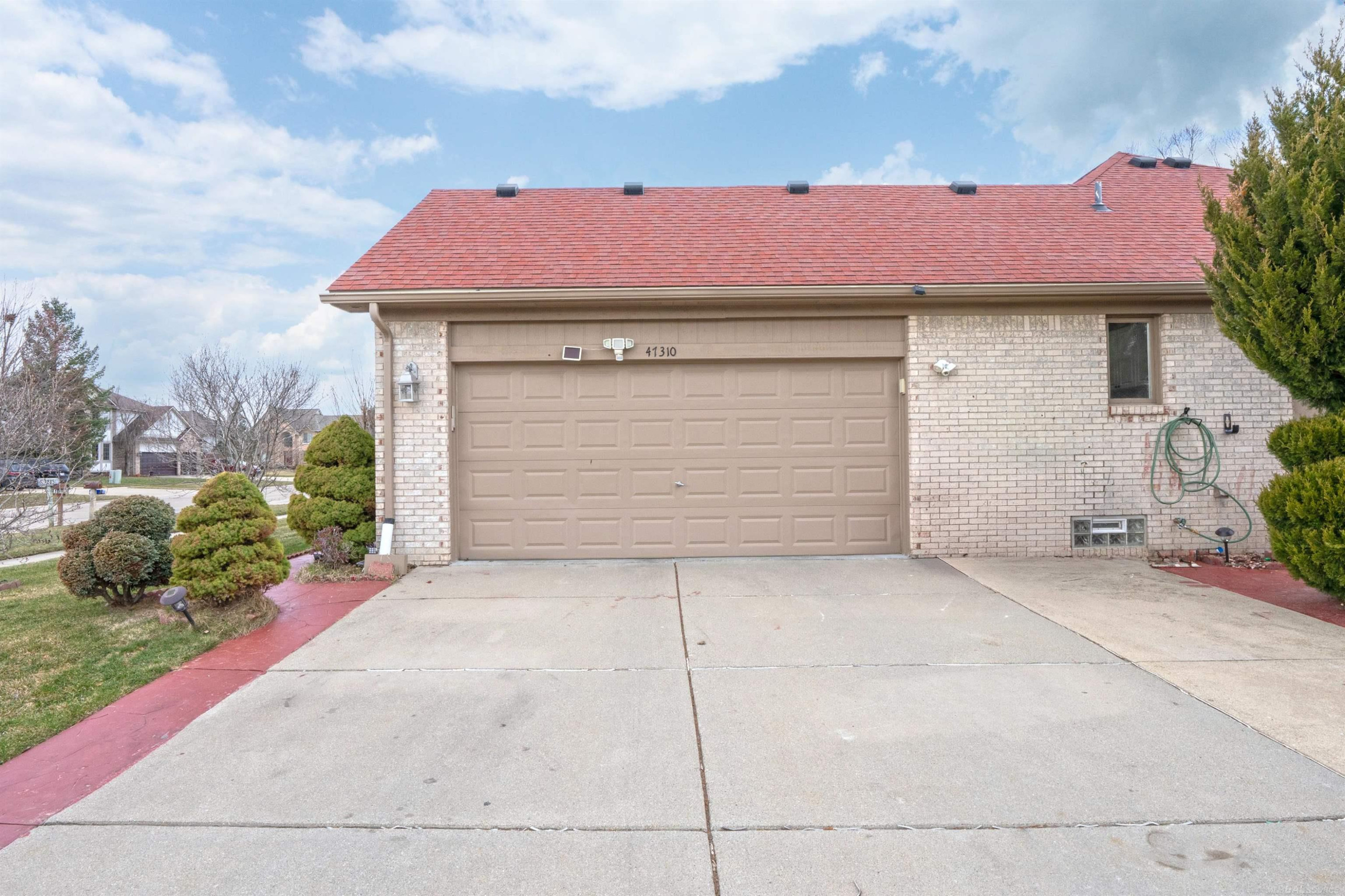 47310 Beacon Square Drive, Macomb, MI 48044 — Photo 30