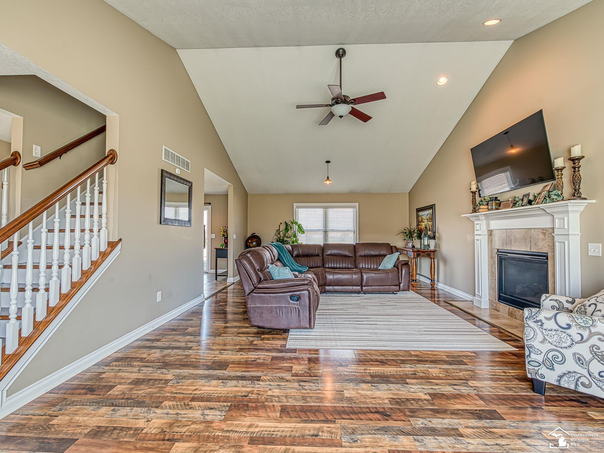 784 E Sweet Briar Lane, Monroe, MI 48161 — Photo 15